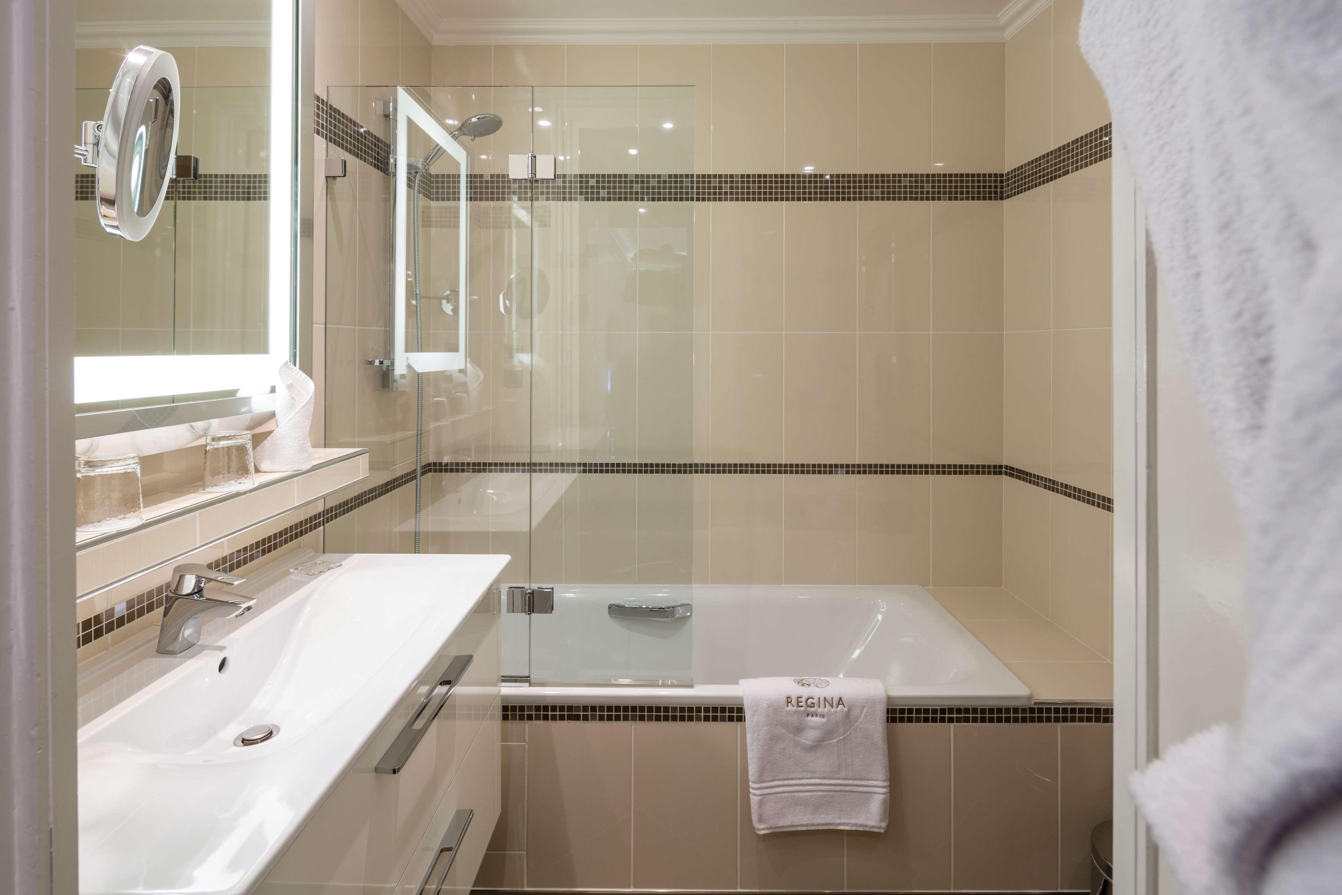 Regina Hotel, photo 90 of 199