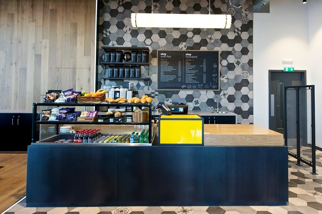 Staycity Serviced Apartments London Heathrow, photo 5 of 23