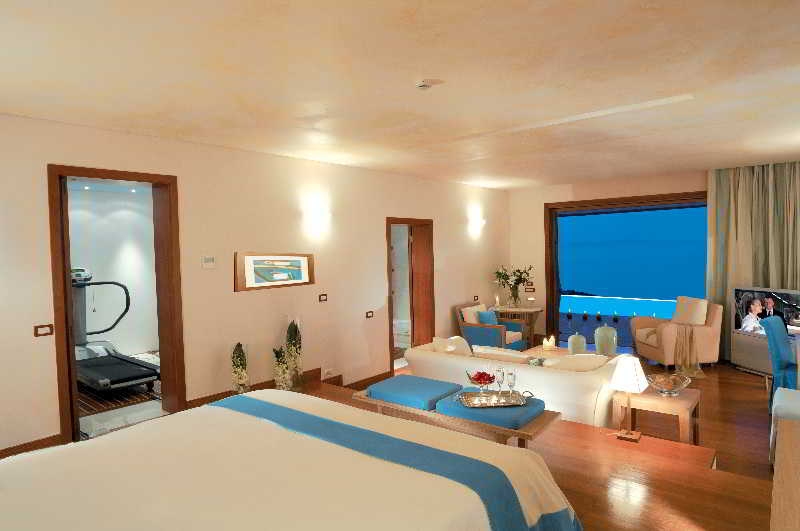Grand Resort Lagonissi, photo 28 of 104