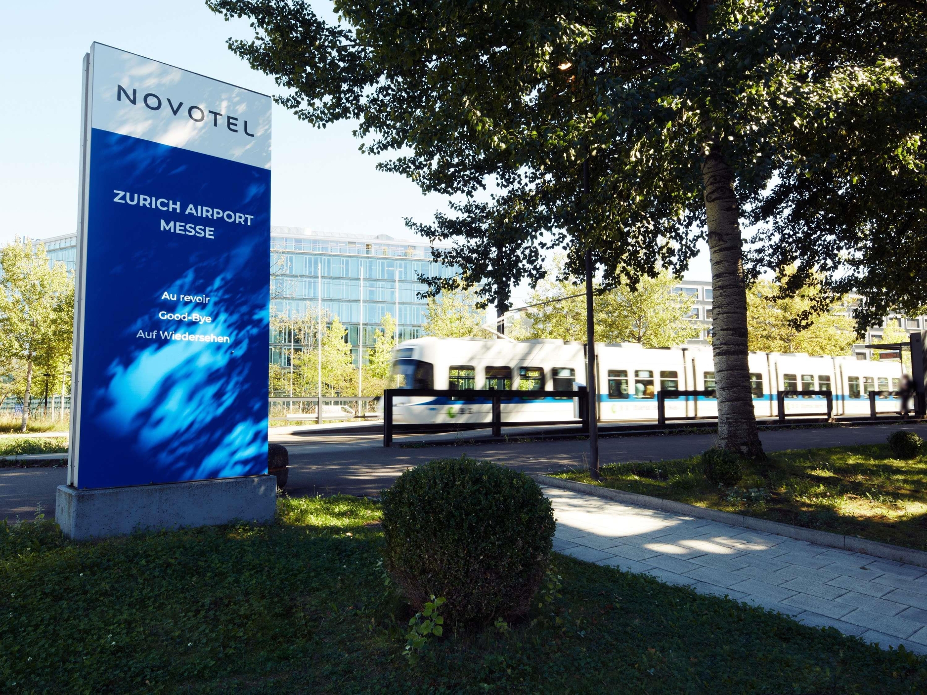 Novotel Zurich Airport Messe, photo 7 of 71