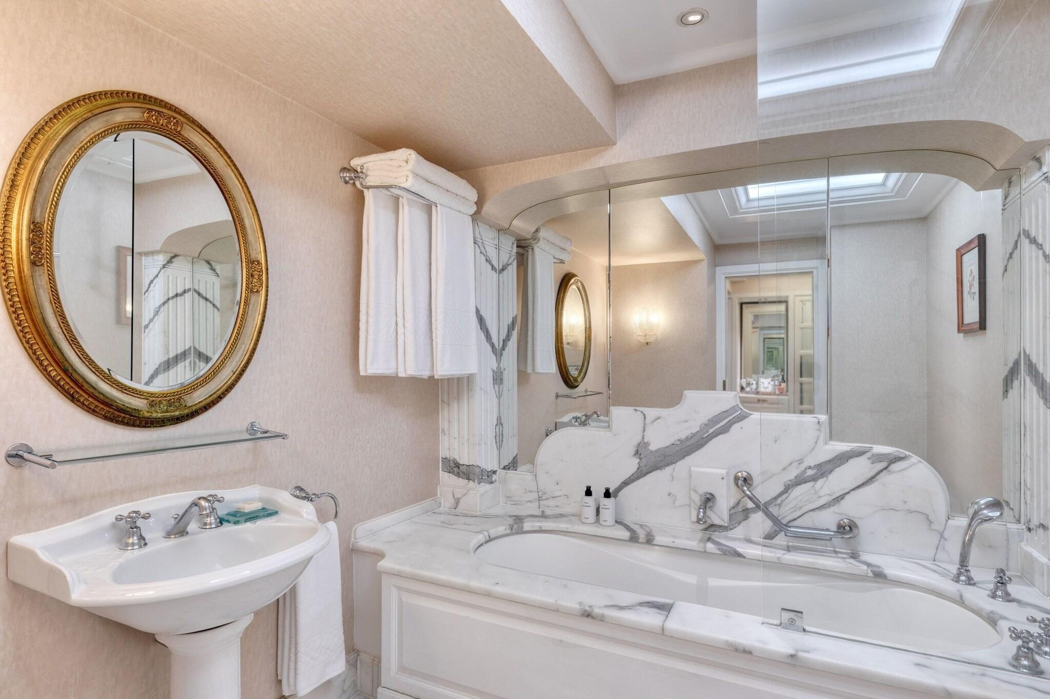 King George A Luxury Collection Hotel, photo 133 of 199
