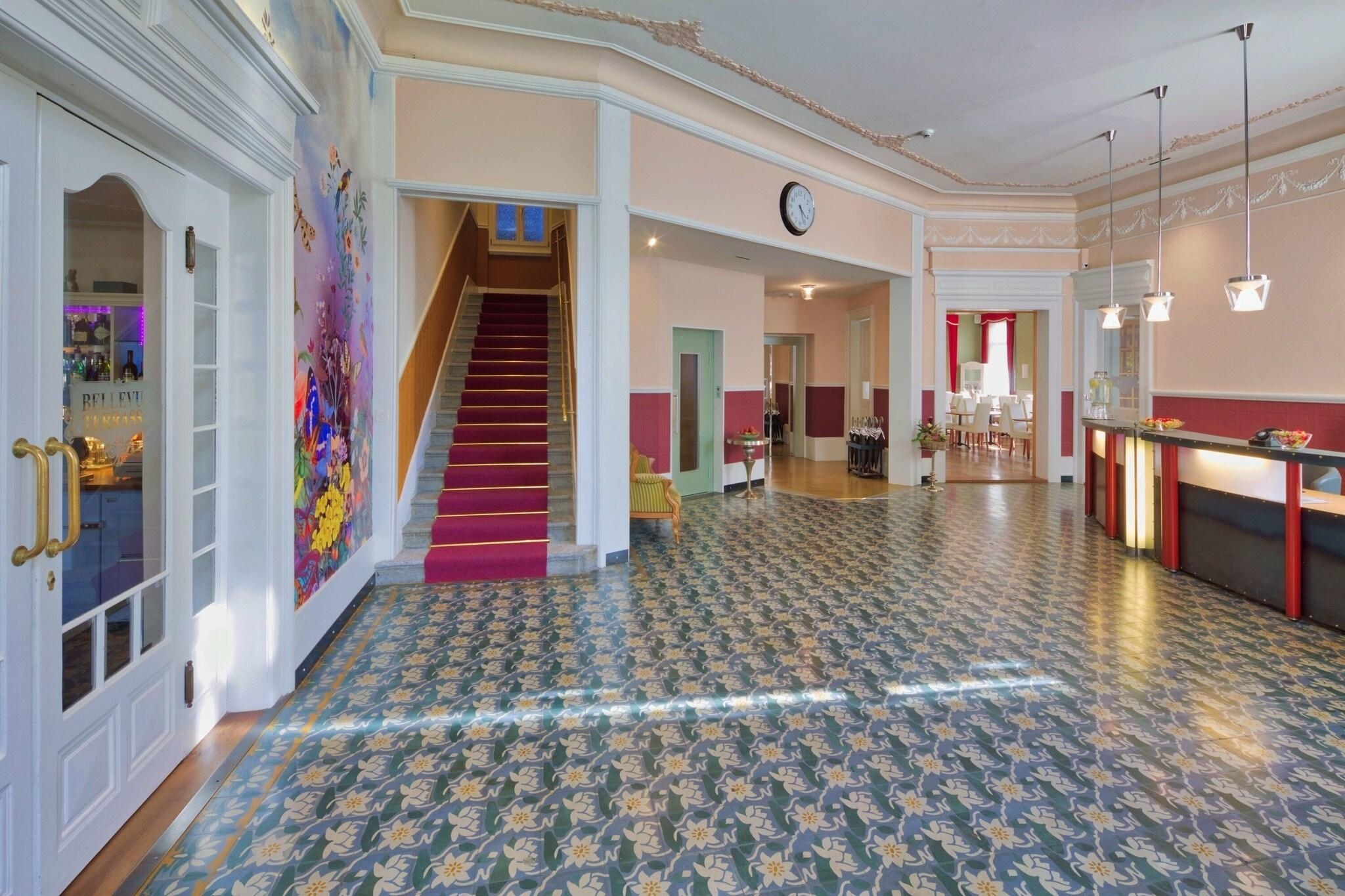 Hotel Bellevue, photo 17 of 48