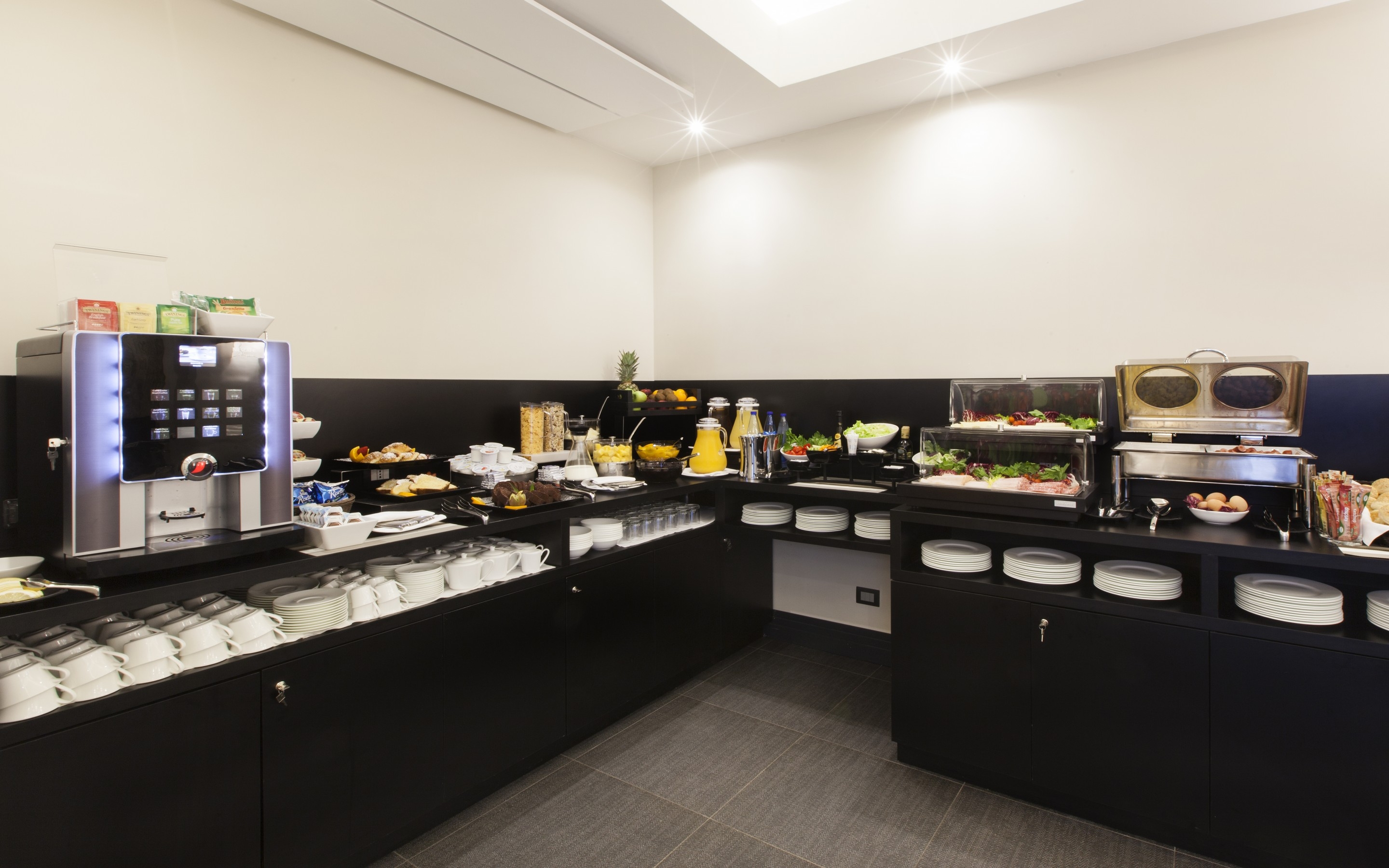 The Republic, photo 17 of 26