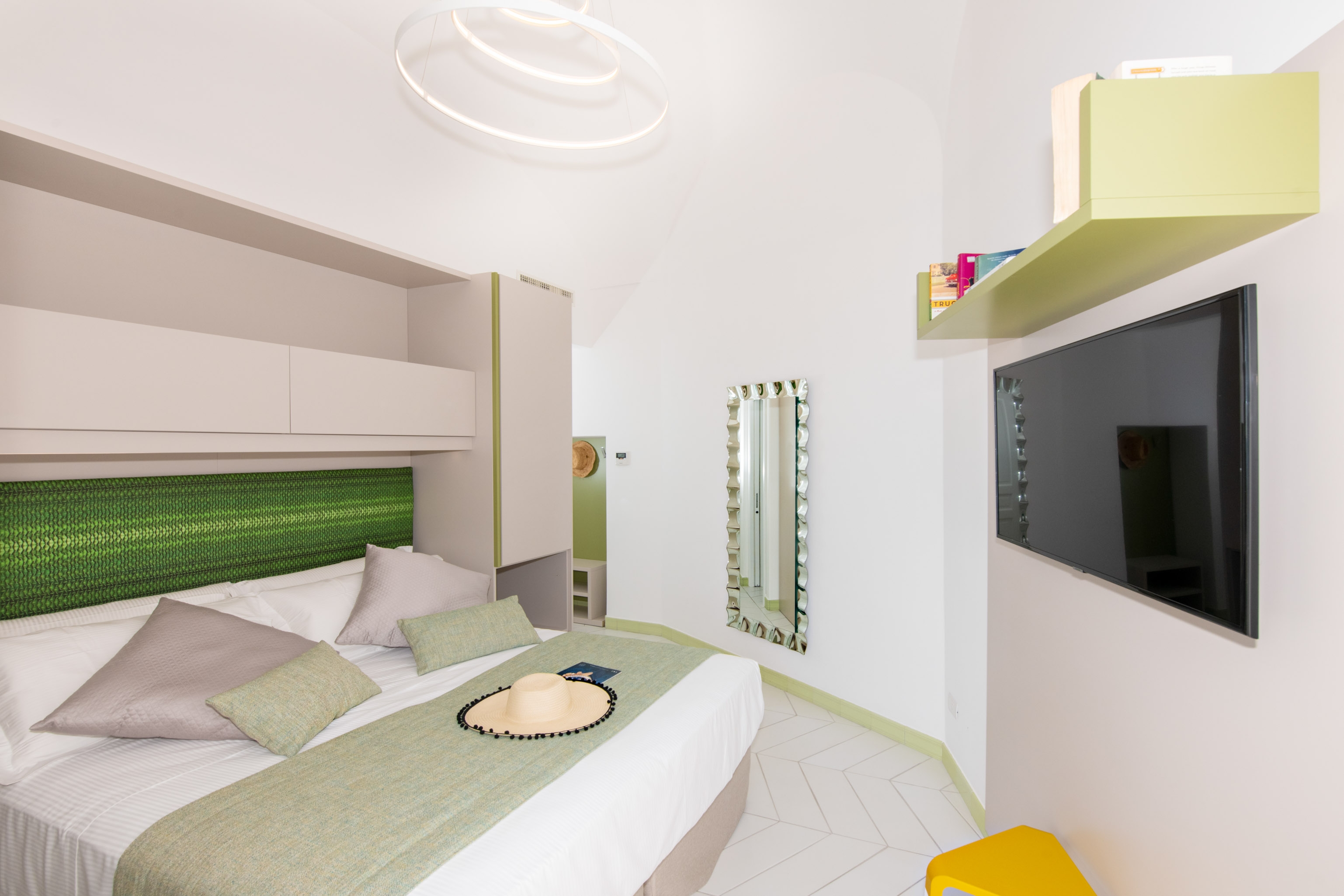 Eden Roc Suites, photo 37 of 146