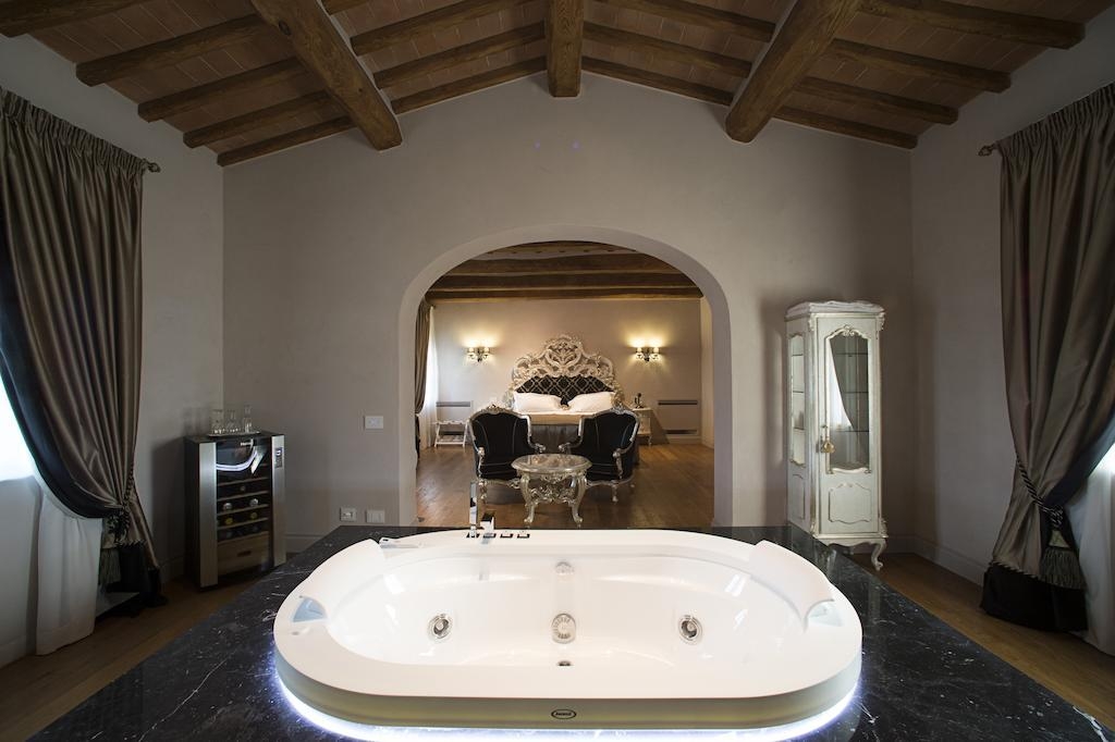 Relais La Corte dei Papi, photo 8 of 40