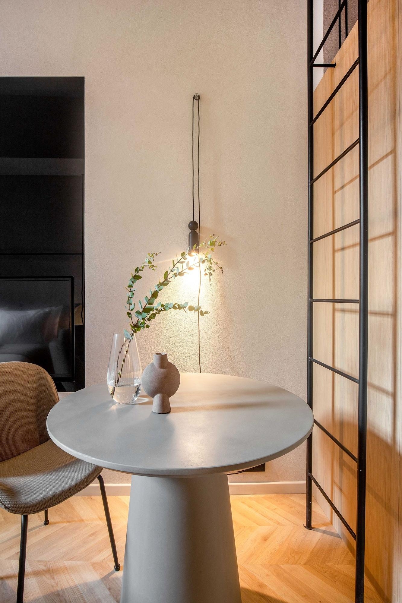 Newel Psychiko, photo 93 of 199