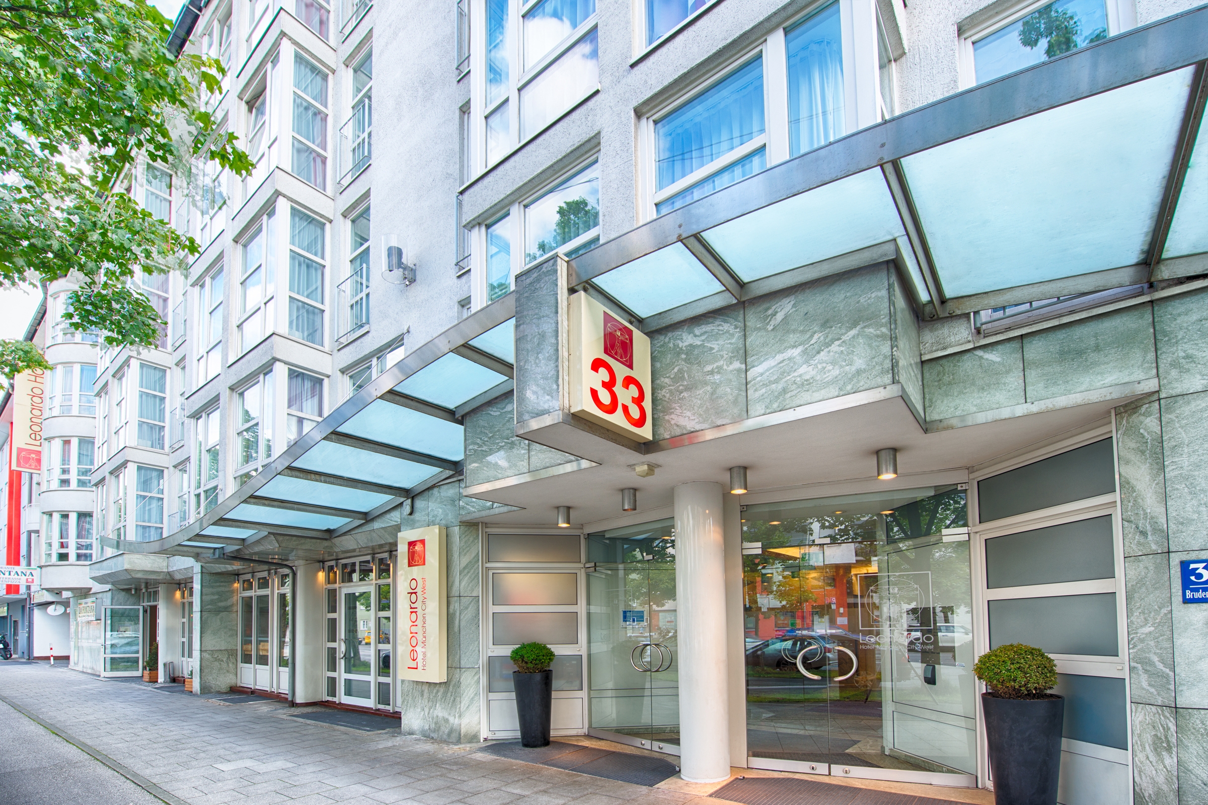 Leonardo Hotel Muenchen City West, photo 1 of 39
