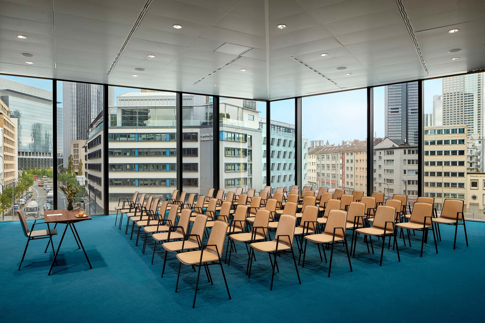 NH Collection Frankfurt Spin Tower, photo 67 of 73
