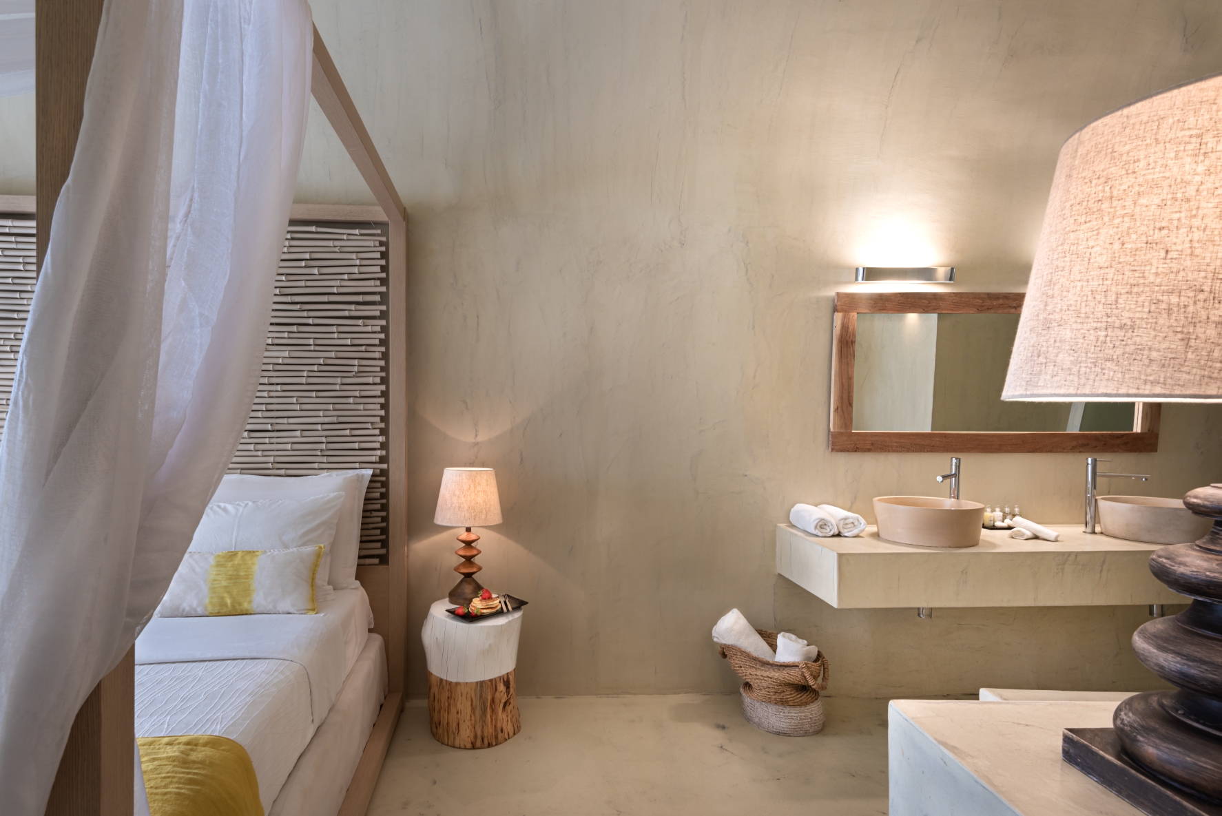 Mythical Blue Luxury Suites, photo 10 of 40