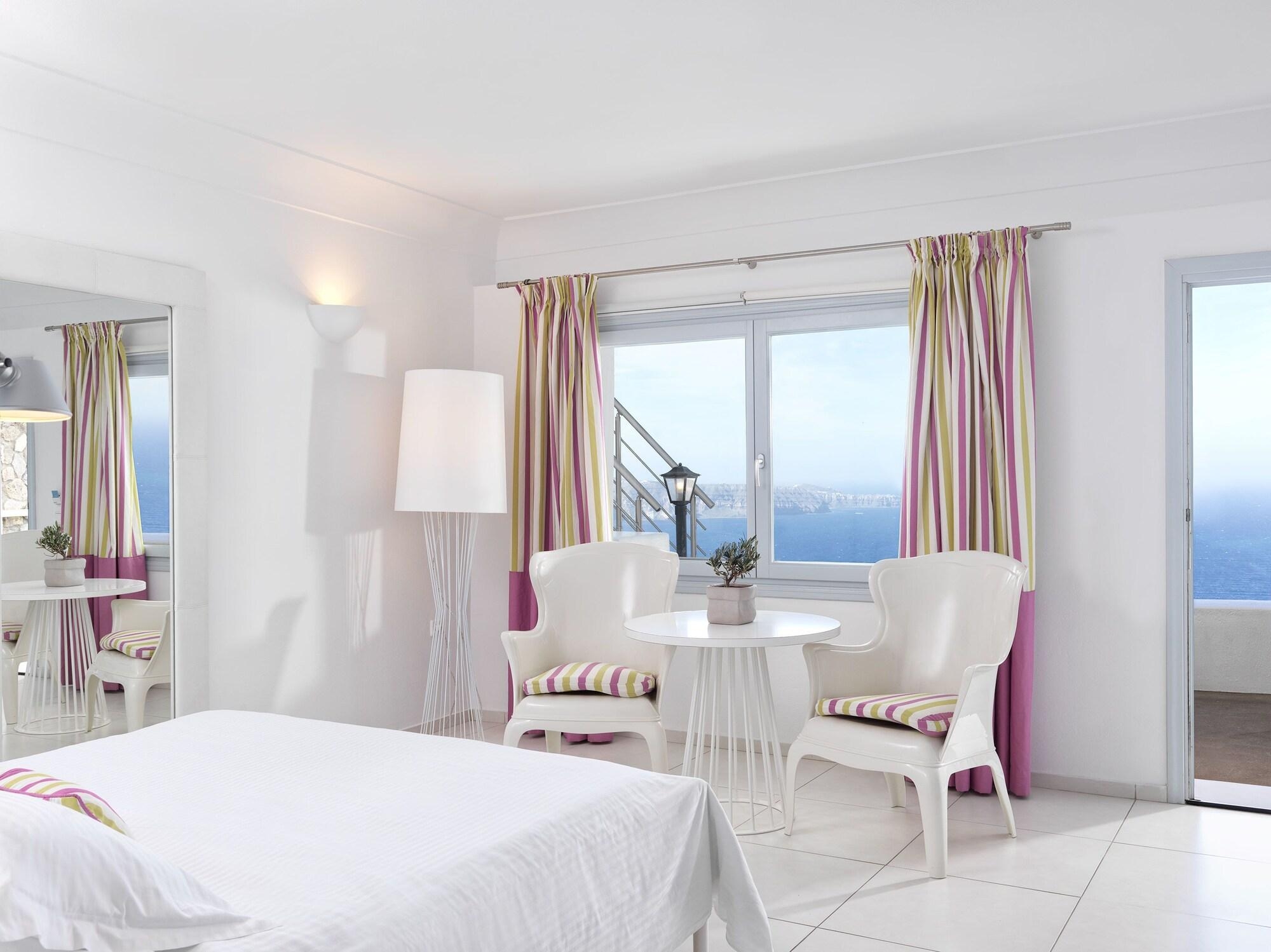 Lilium Hotel, photo 10 of 95