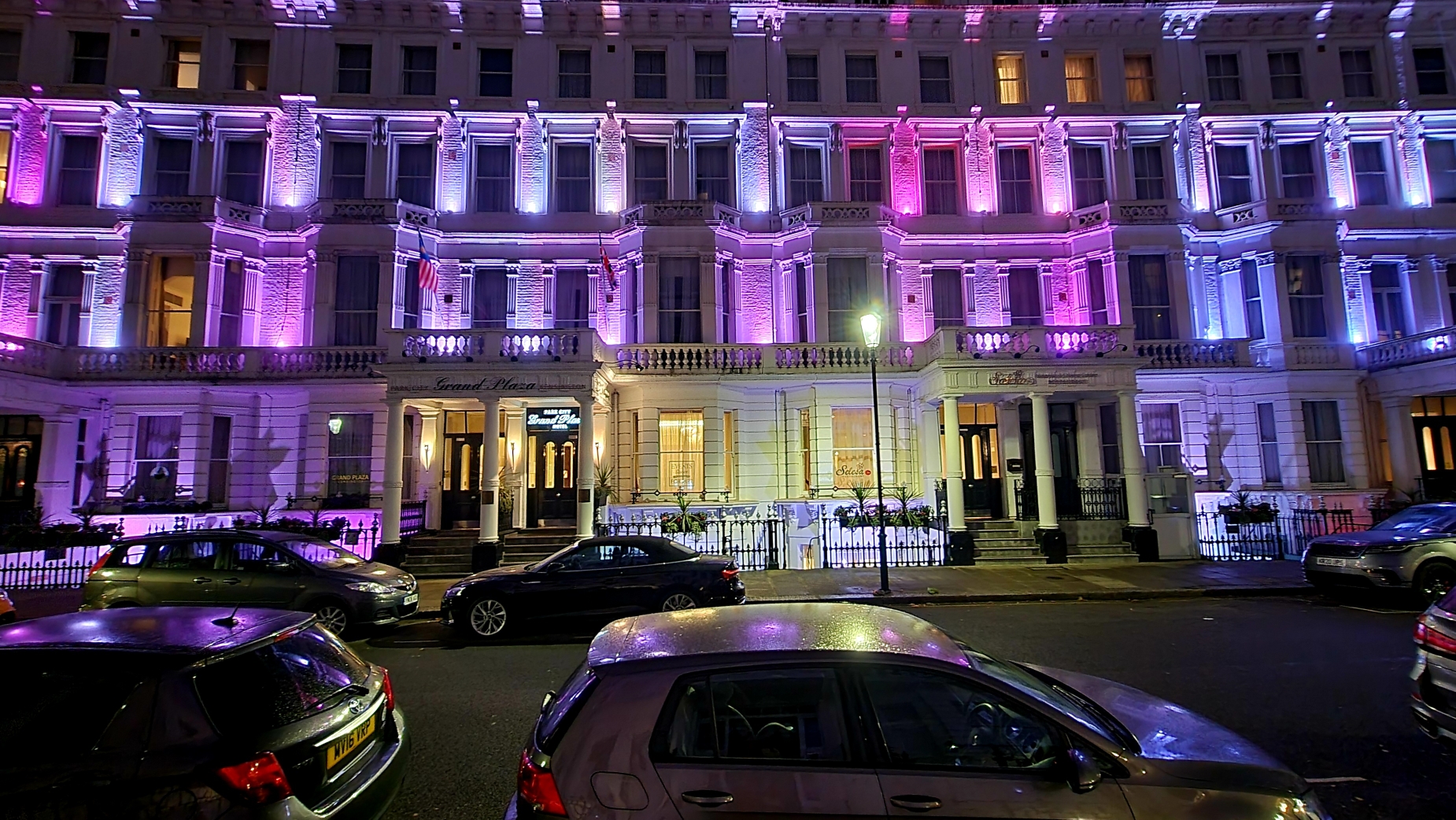 Park City Grand Plaza Kensington, photo 2 of 22