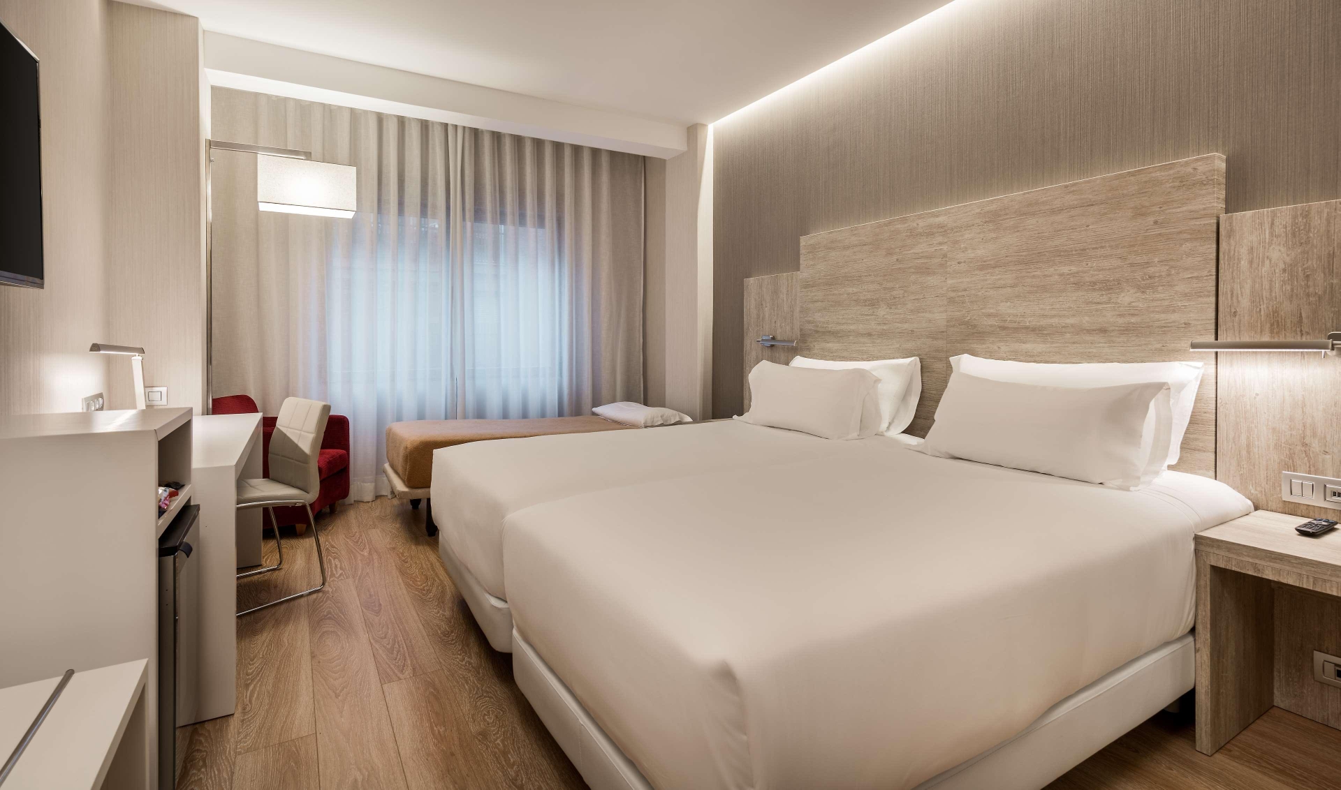 NH Madrid Chamberí, photo 25 of 37