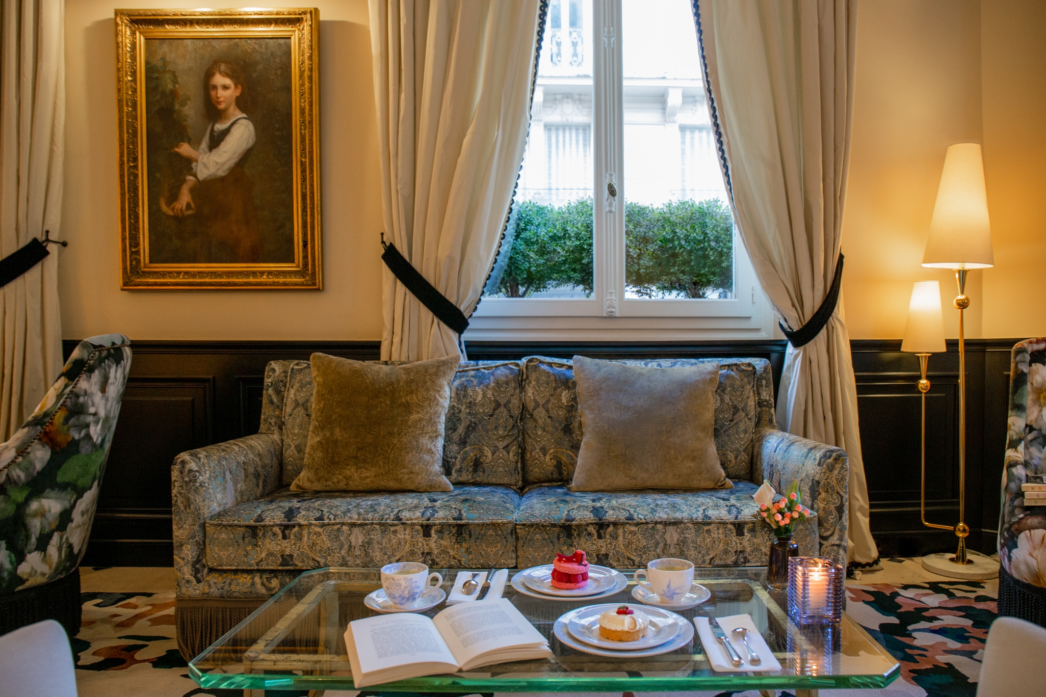 West end Paris, photo 9 of 32