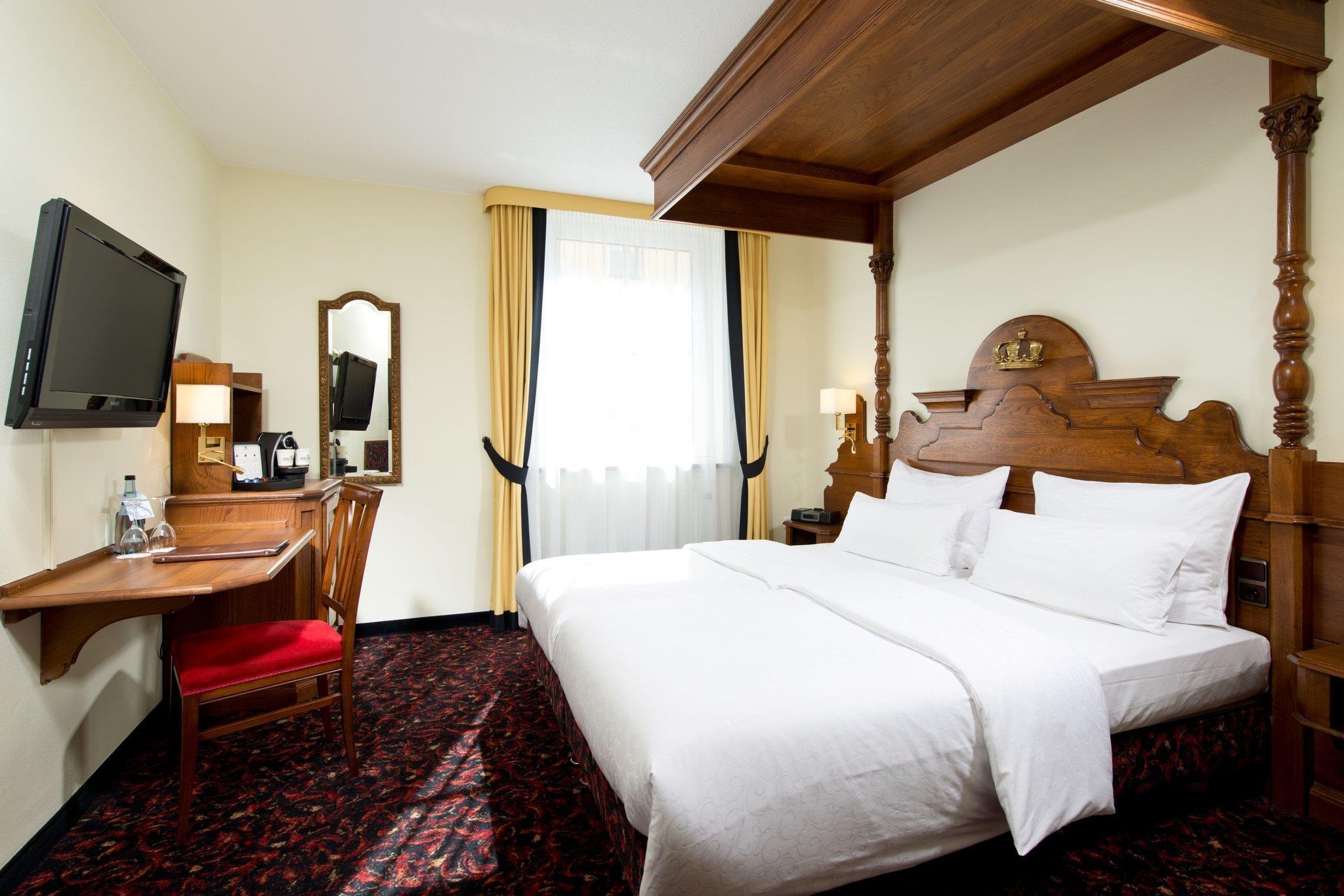 King'S Hotel First Class, photo 11 of 24
