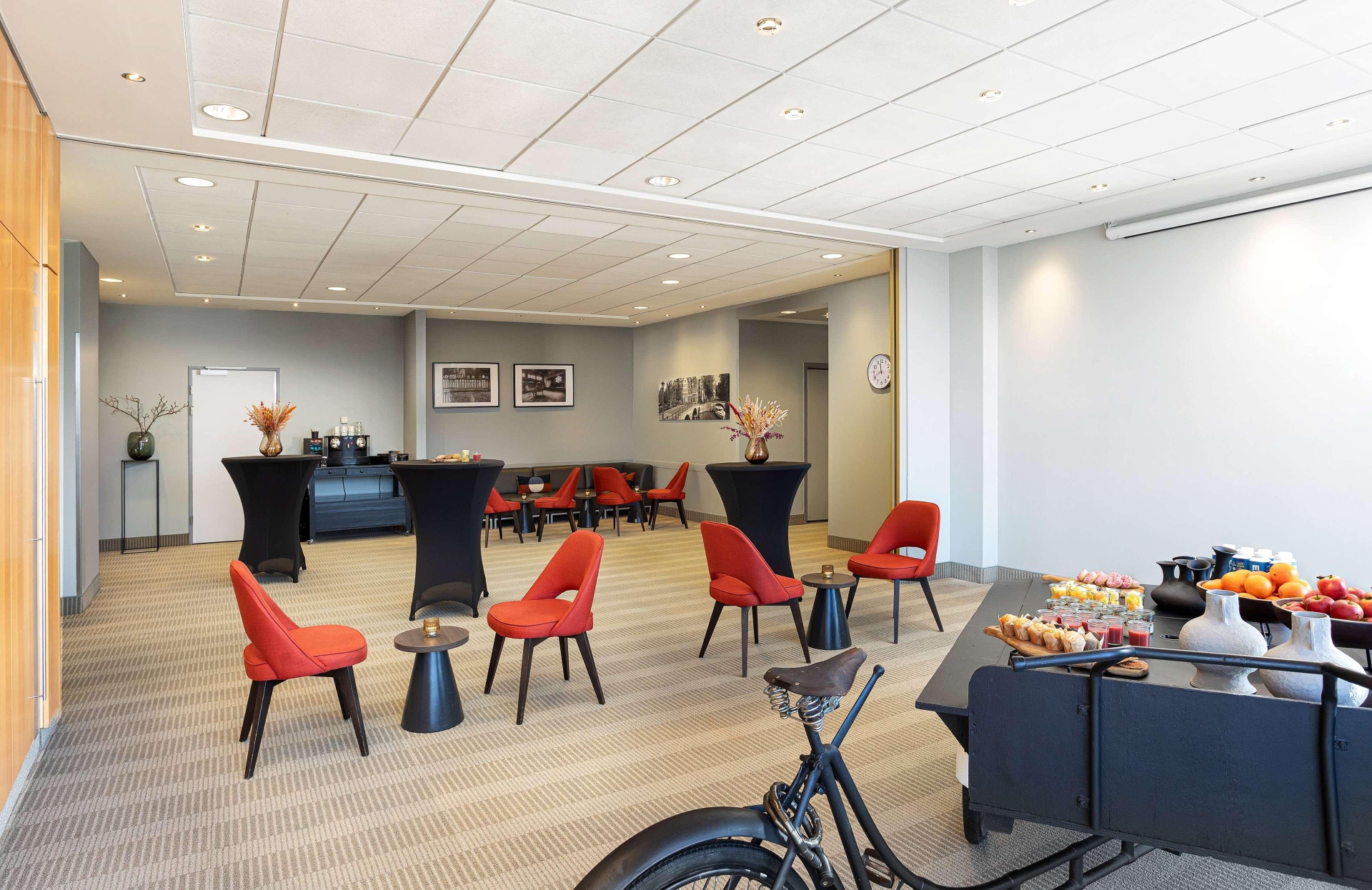 Ramada by Wyndham Amsterdam Airport Schiphol, photo 28 of 30