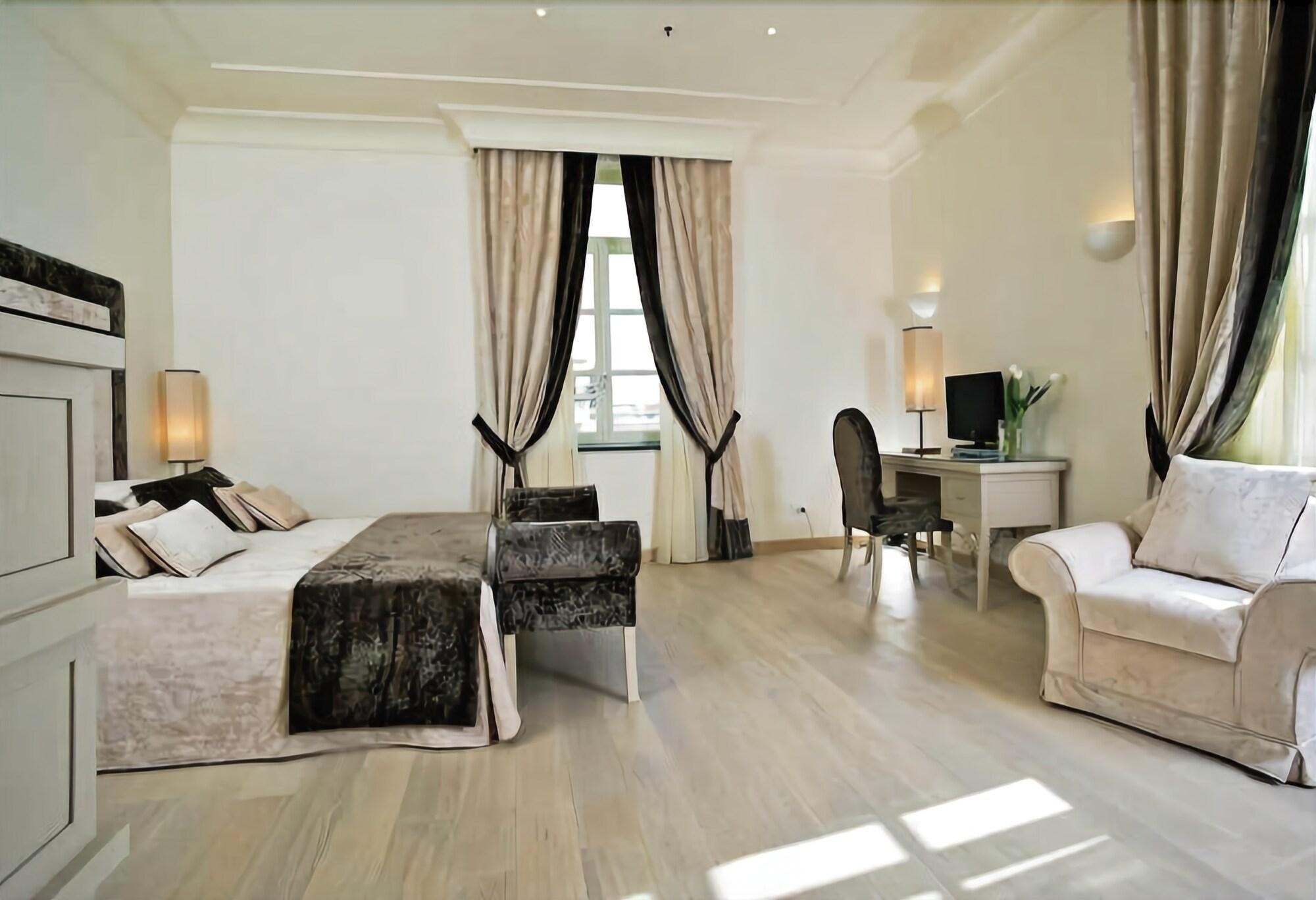 Albergo Palazzo Decumani, photo 16 of 38