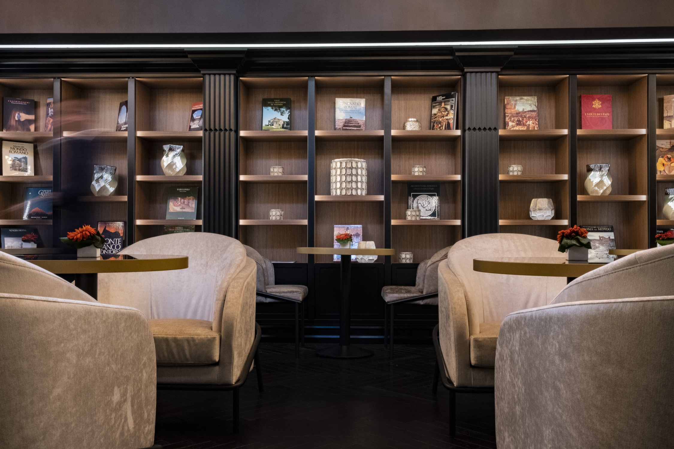 U-Visionary Roma Hotel, photo 8 of 13