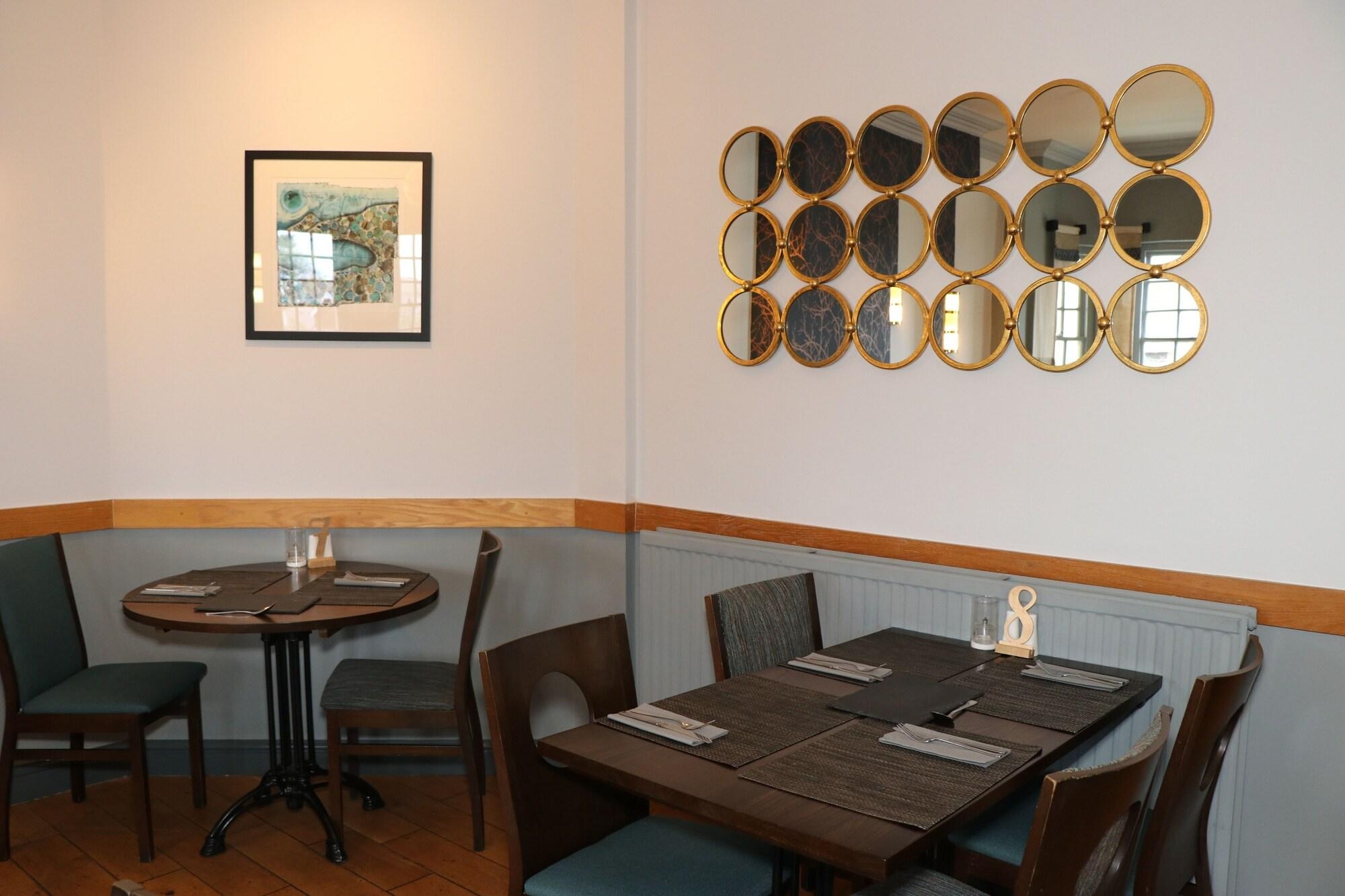 Nanhoron Arms Hotel, photo 86 of 102