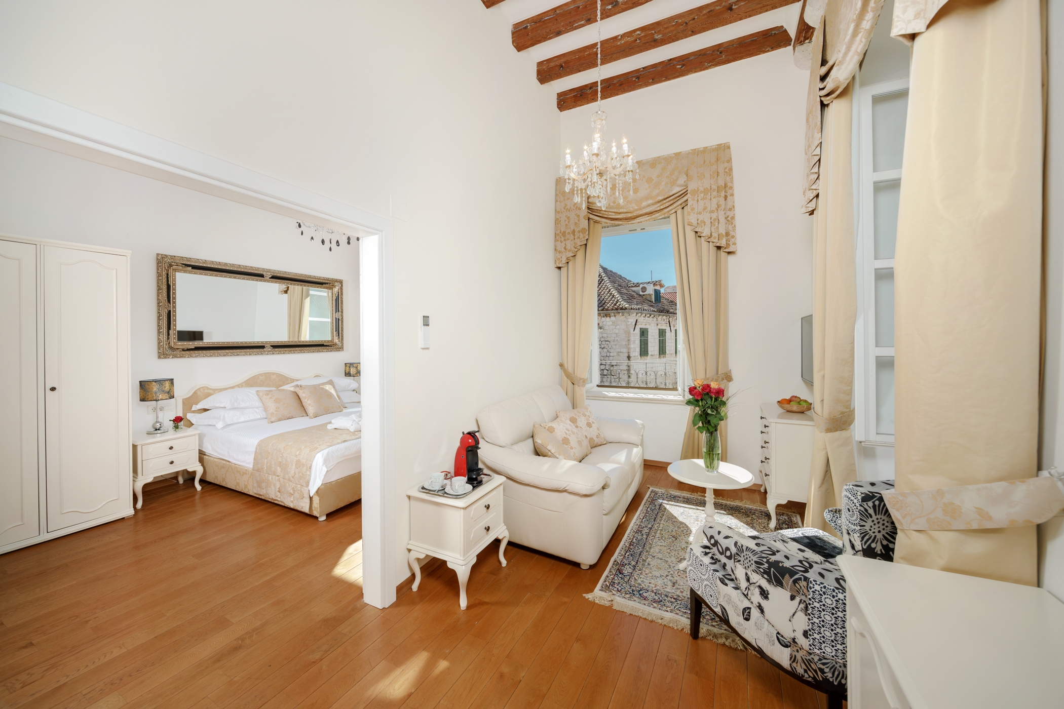 Palmotta Palace, photo 8 of 61