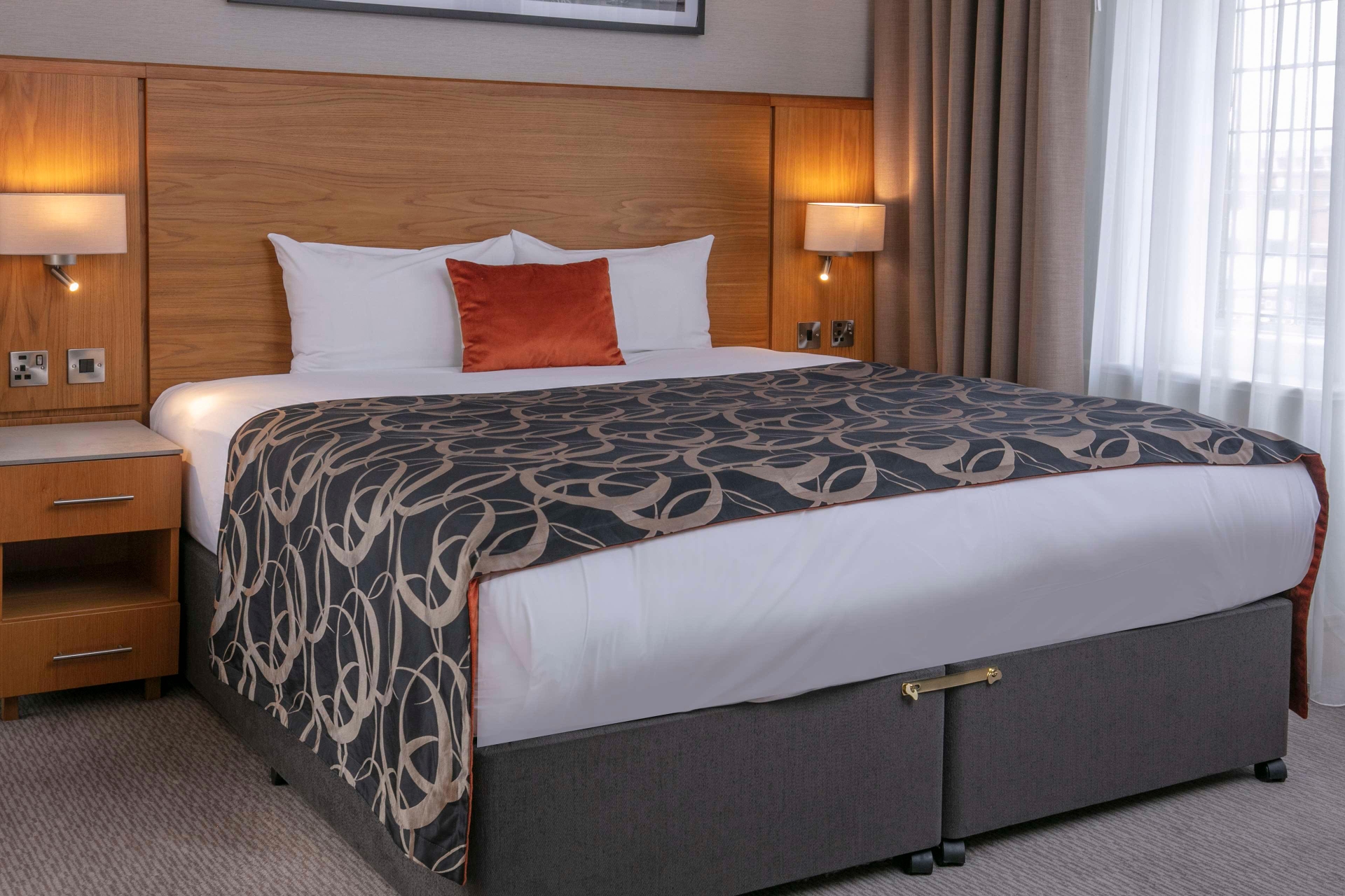 The Crown London, WorldHotels Distinctive, photo 21 of 62