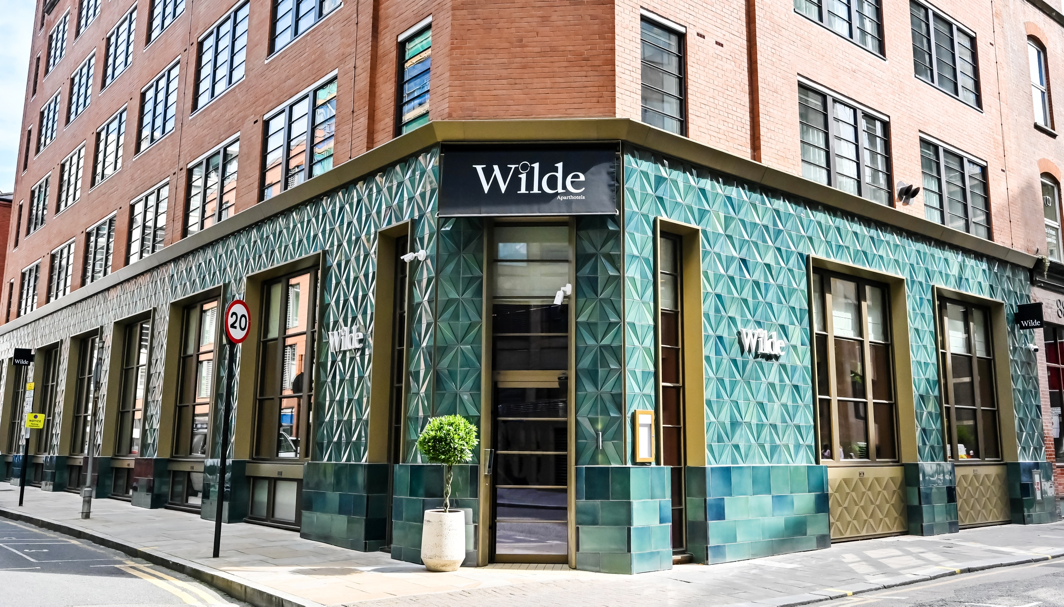 Wilde Aparthotels London Liverpool Street, photo 2 of 31