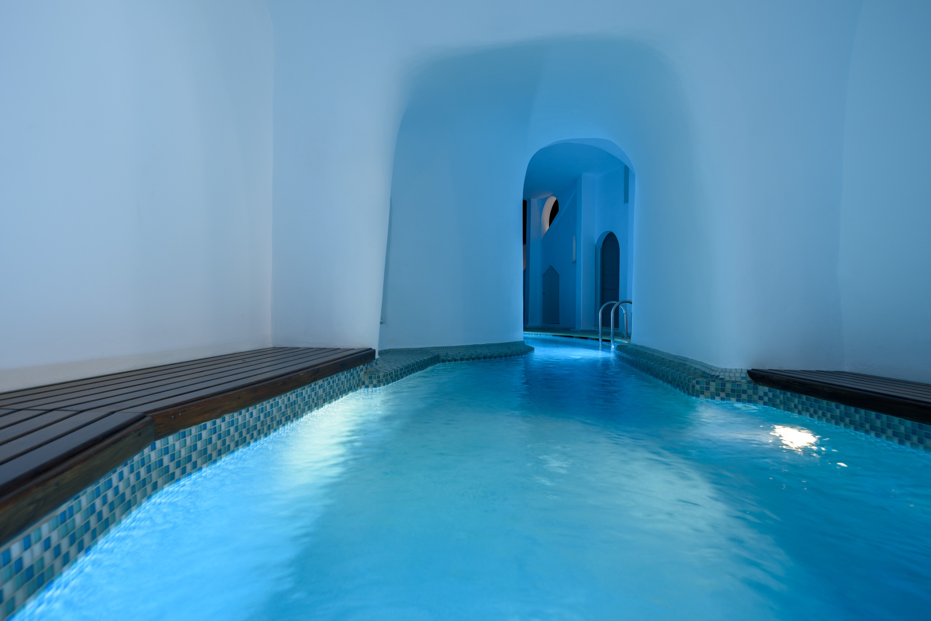 Nefeles Luxury Suites, photo 11 of 15