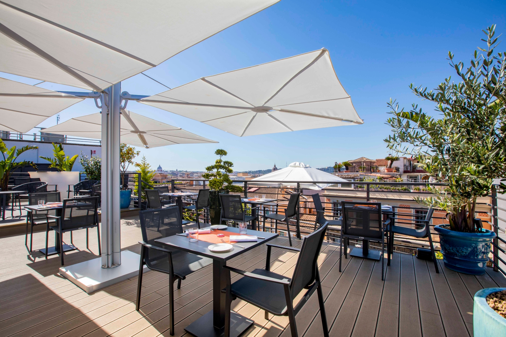 U-Visionary Roma Hotel, photo 12 of 13
