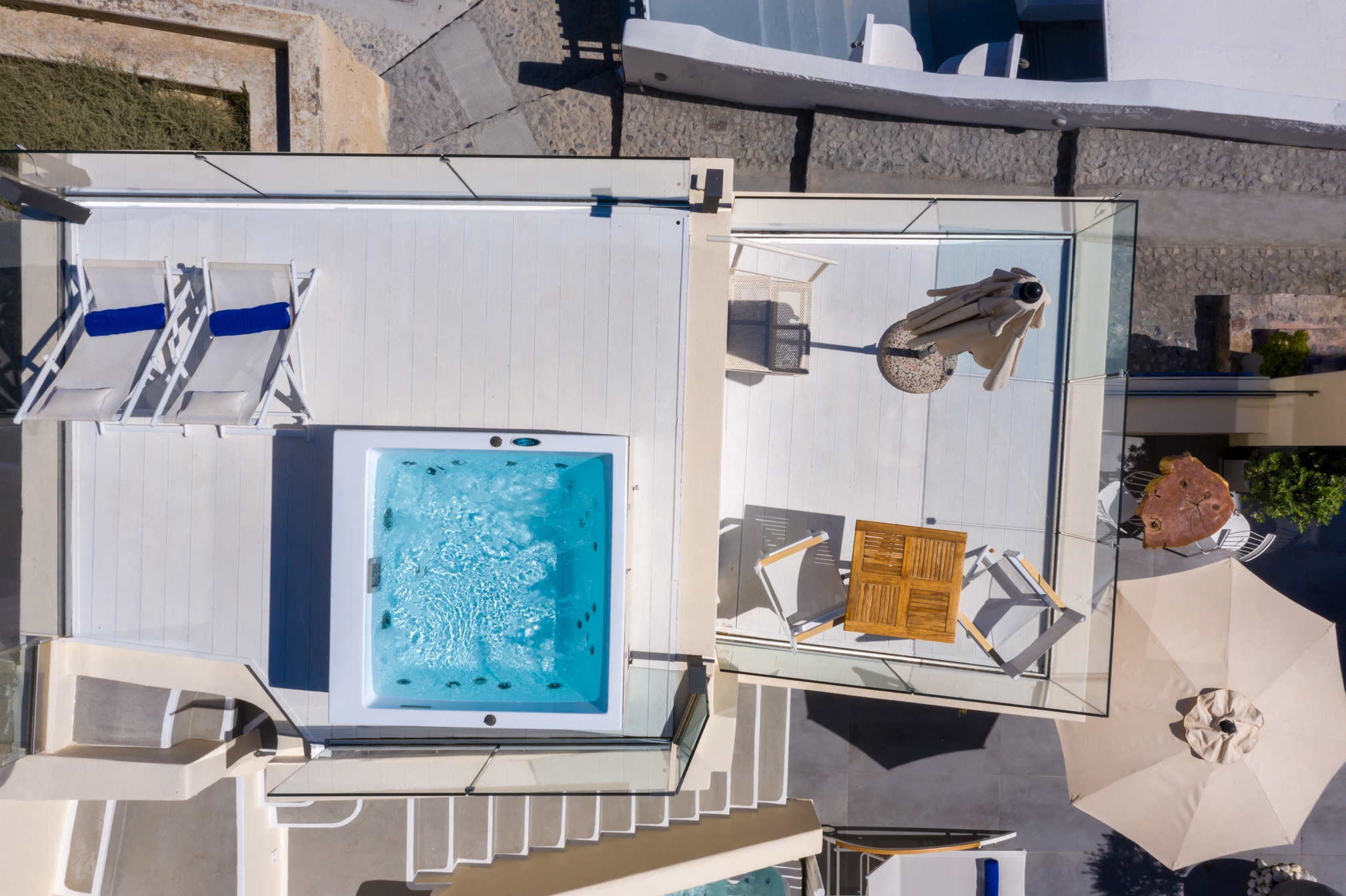 Mythical Blue Luxury Suites, photo 14 of 40