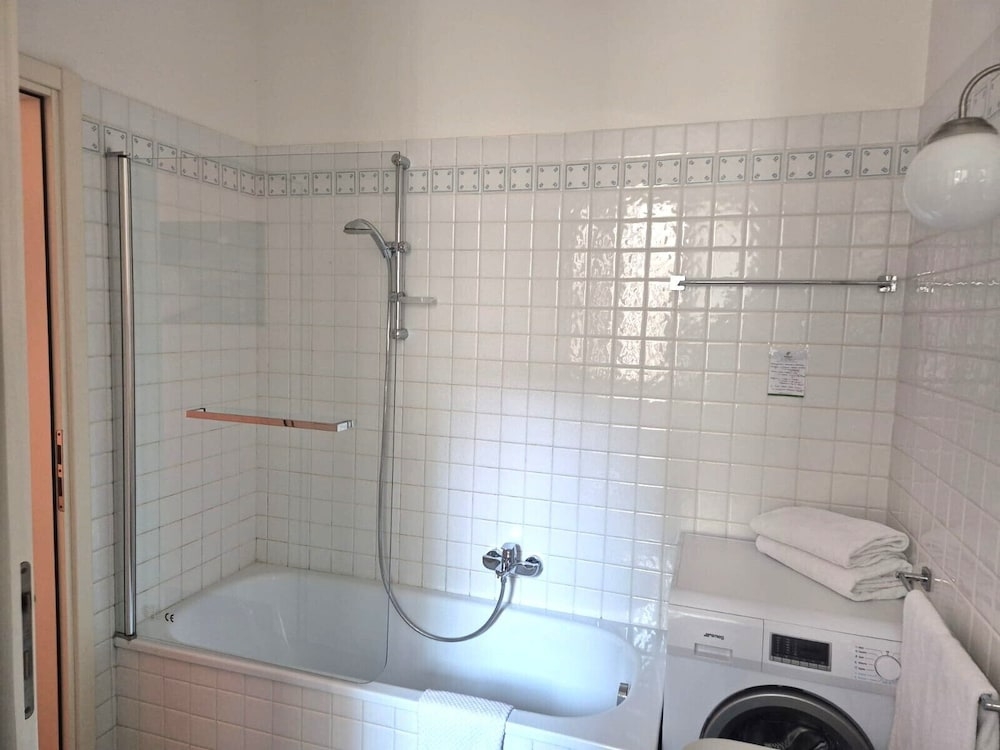 Phi Hotel Bologna Apartments, photo 56 of 68