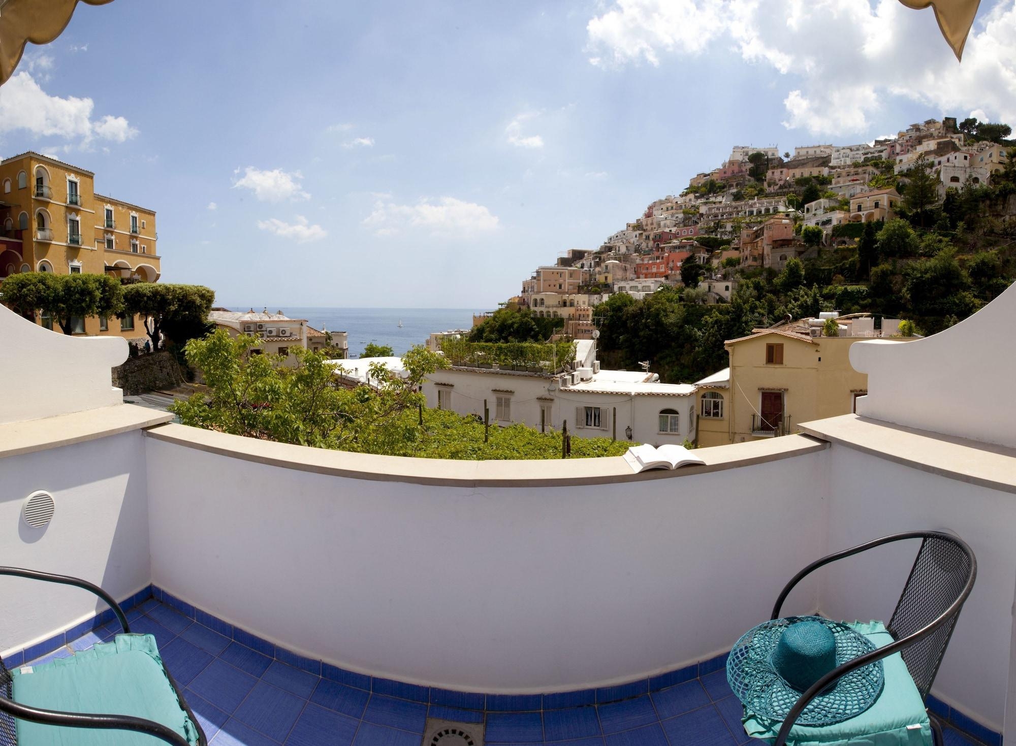 Hotel Bougainville, photo 46 of 82