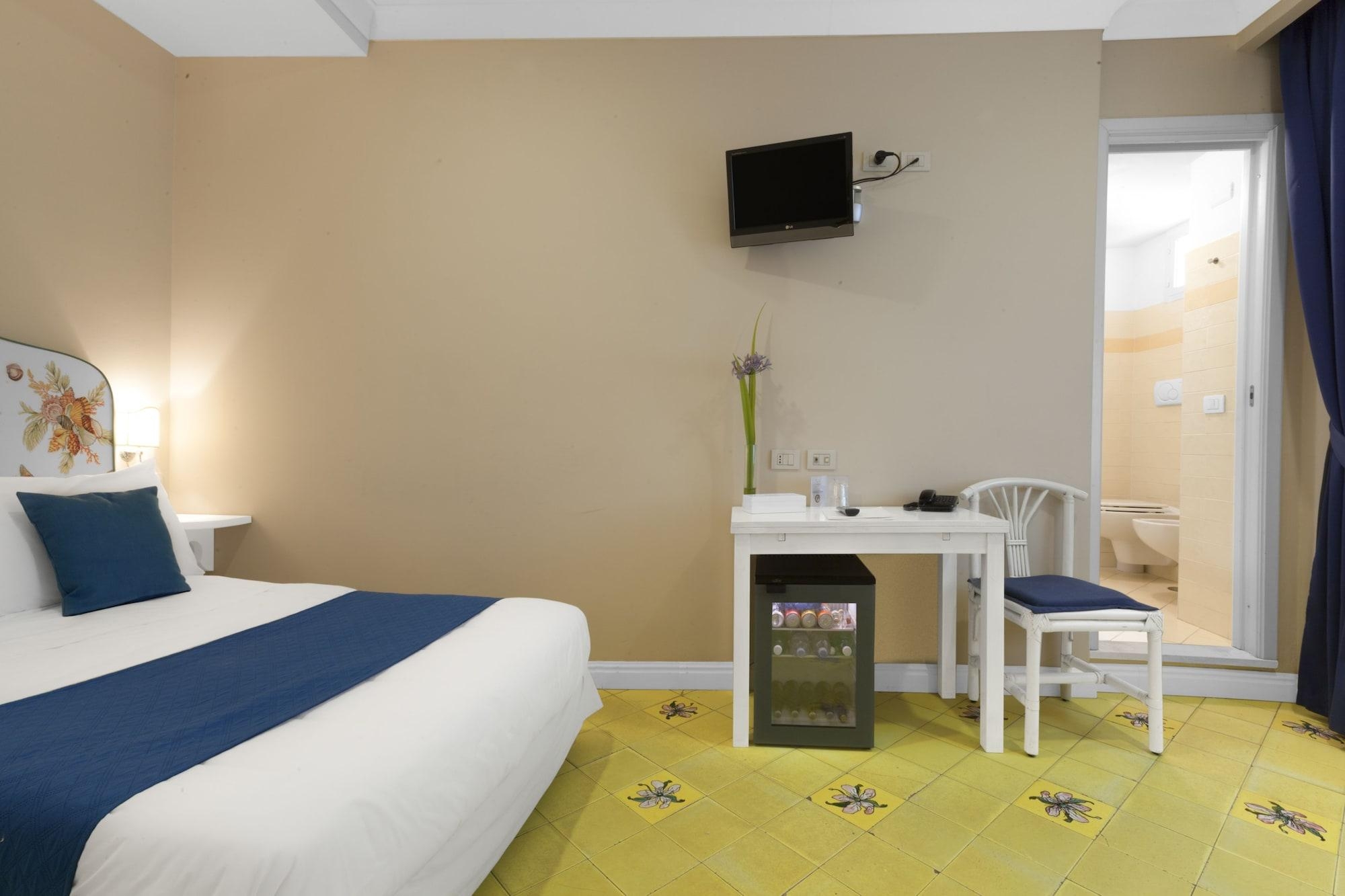 Hotel Bougainville, photo 35 of 82