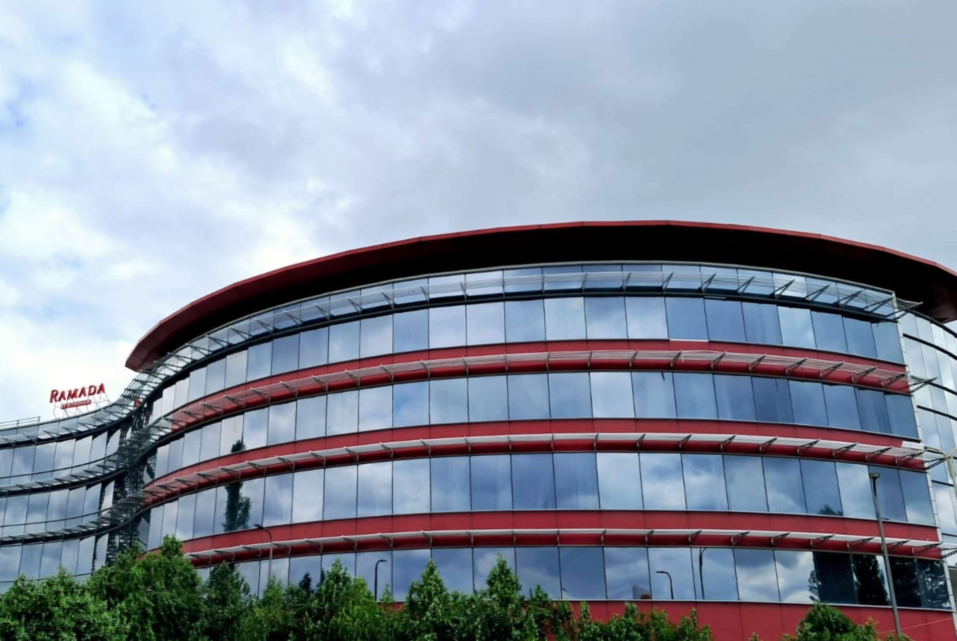 Ramada By Wyndham Bucharest Otopeni Airport
