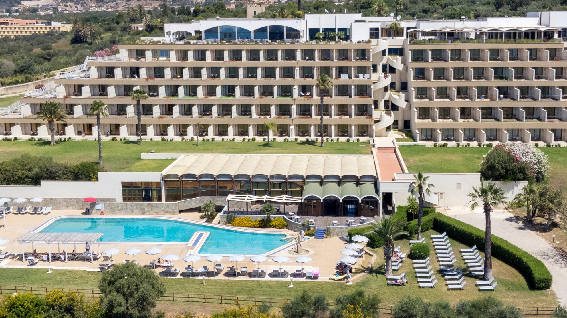Mangia's Torre del Barone Resort hotel exterior