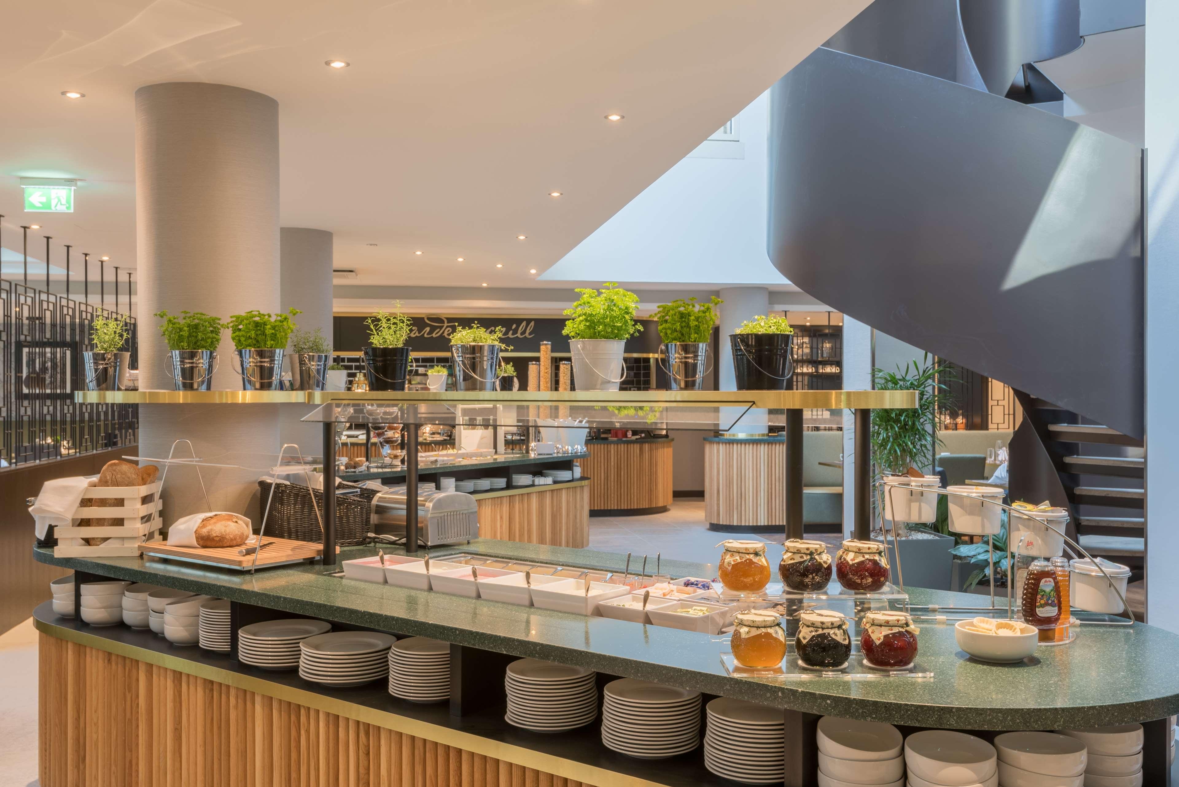 Hilton Garden Inn Frankfurt City Centre, photo 13 of 29