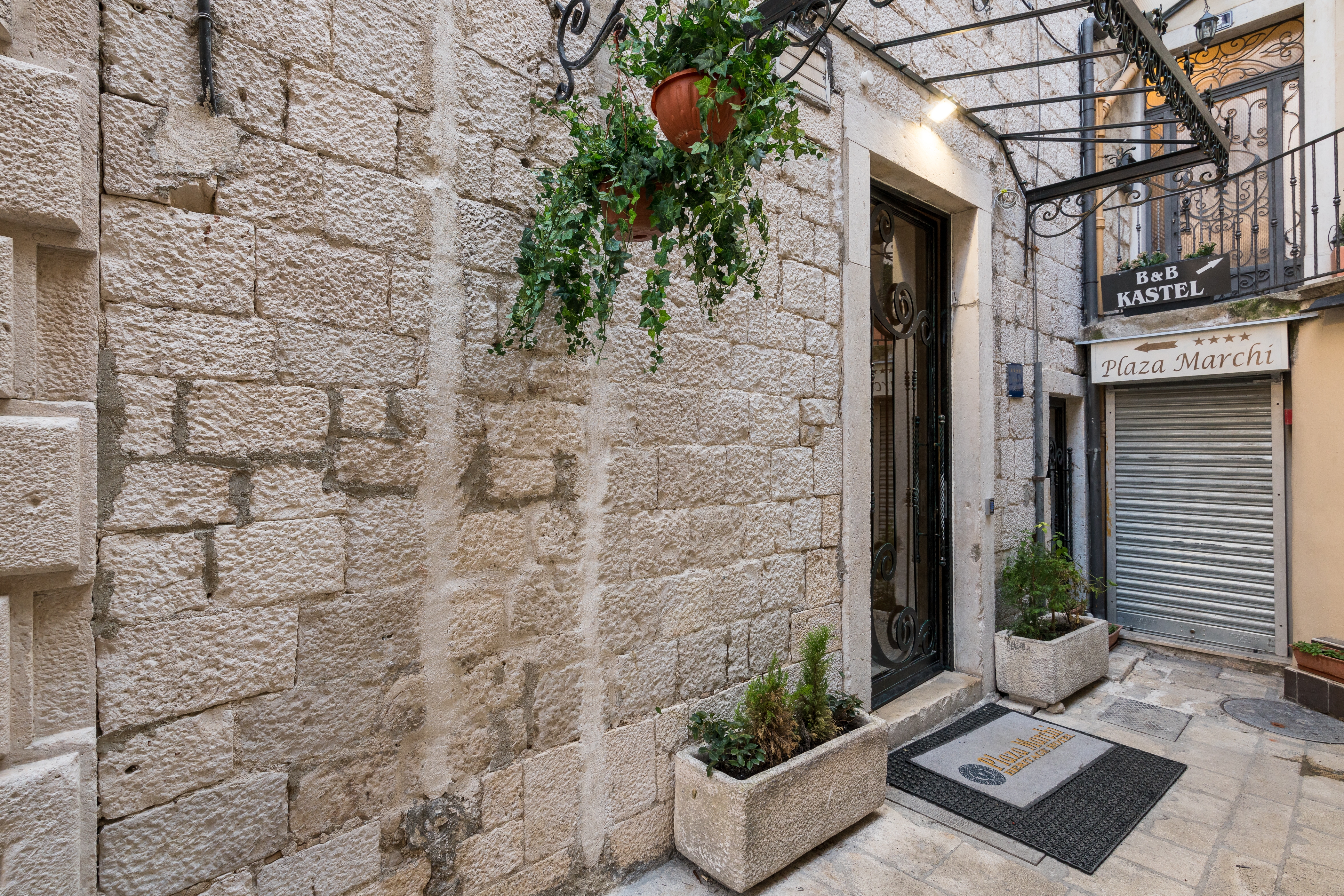 Plaza Marchi Old Town - Quaint &amp; Elegant Hotels, photo 13 of 24