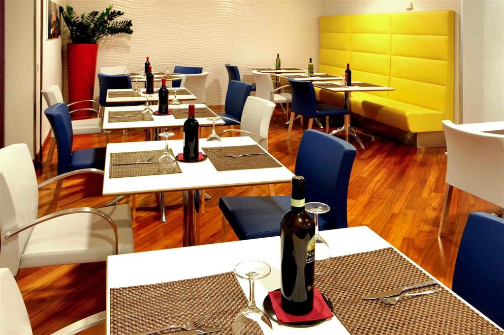 Mercure Napoli Centro Angioino, photo 47 of 96