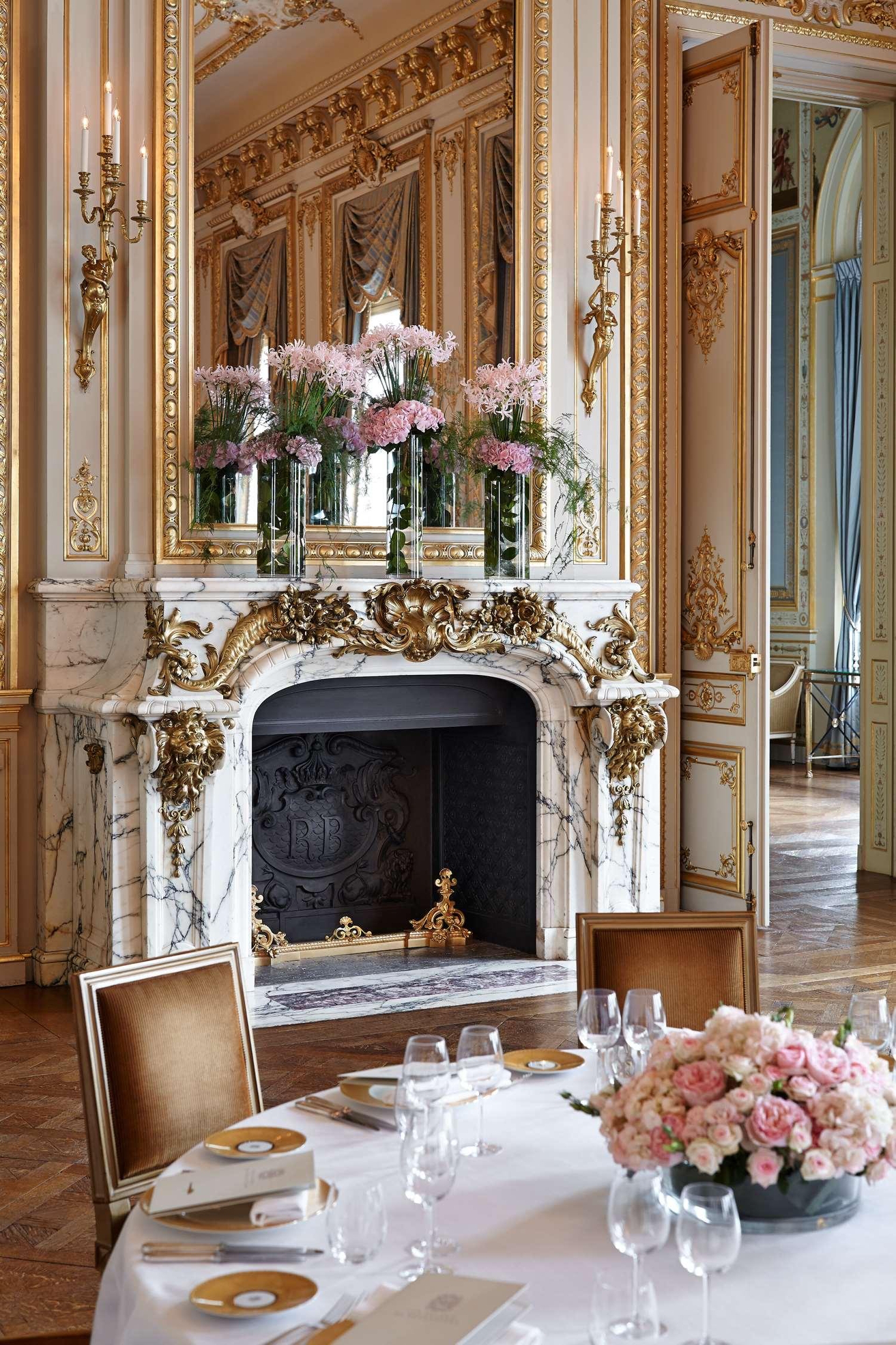Shangri-La Hotel Paris, photo 170 of 192