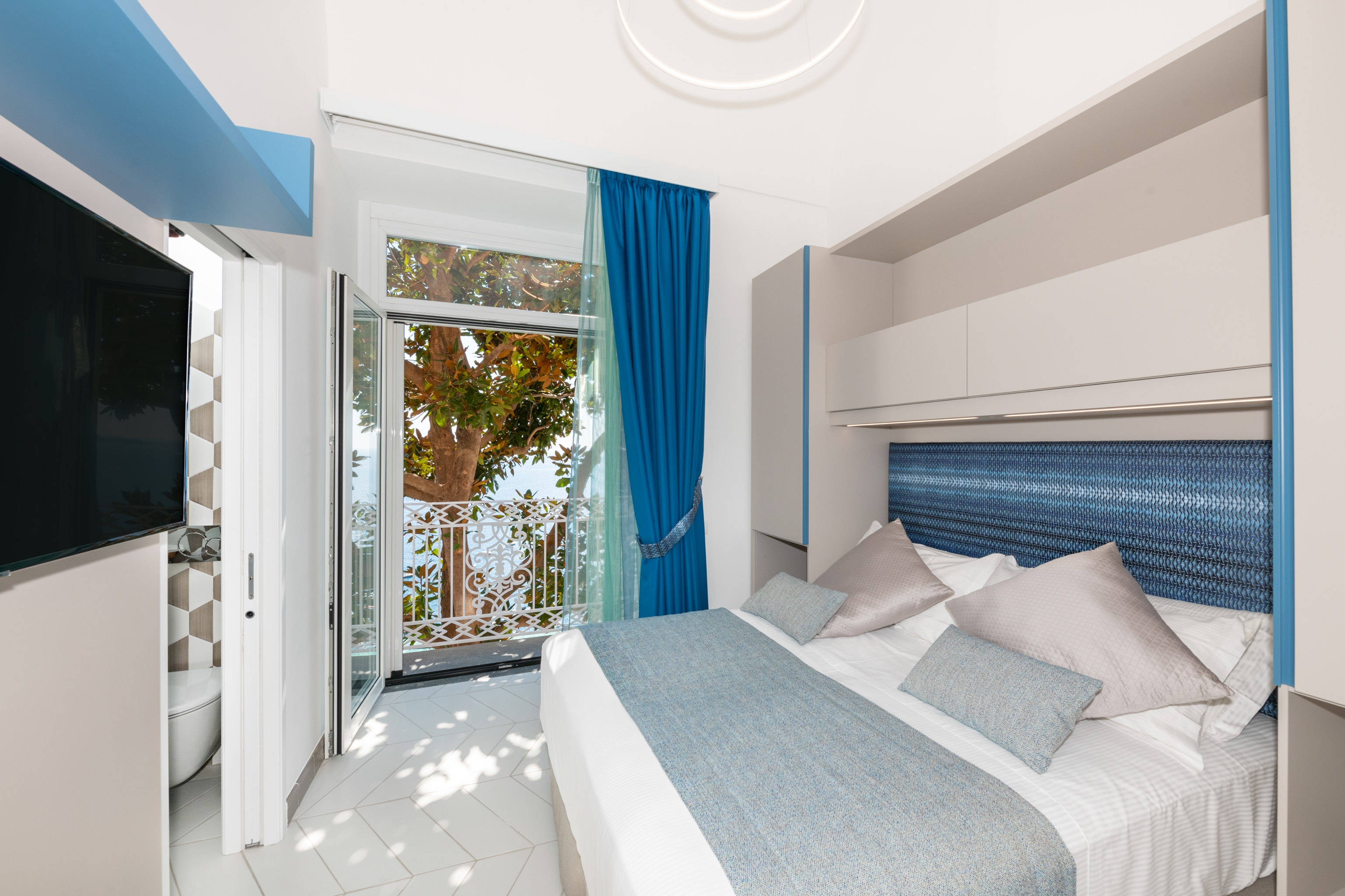 Eden Roc Suites, photo 65 of 146