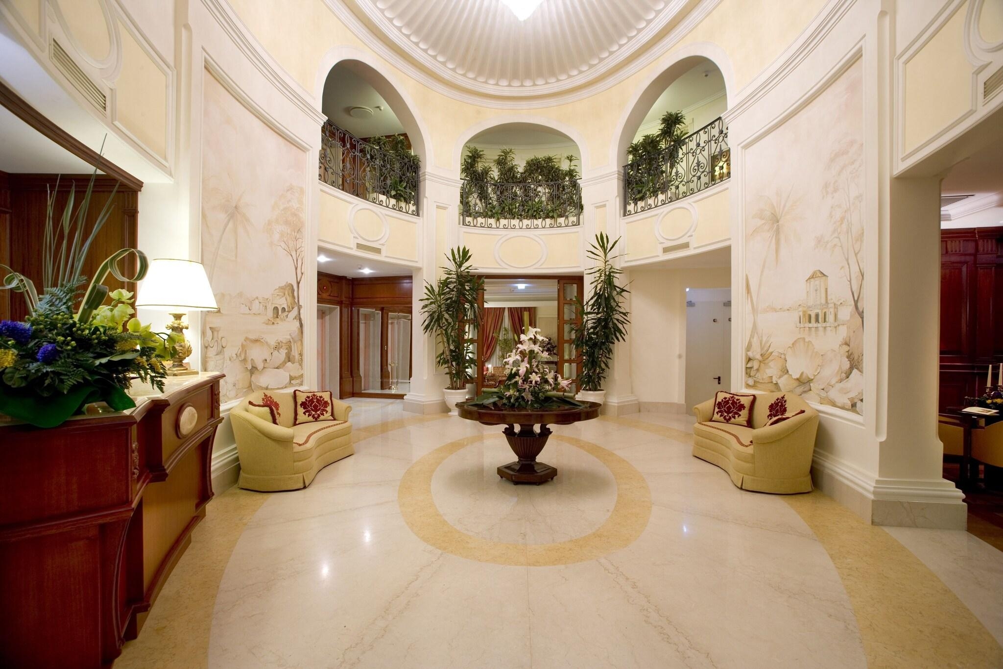 Palazzo Alabardieri Hotel, photo 1 of 22