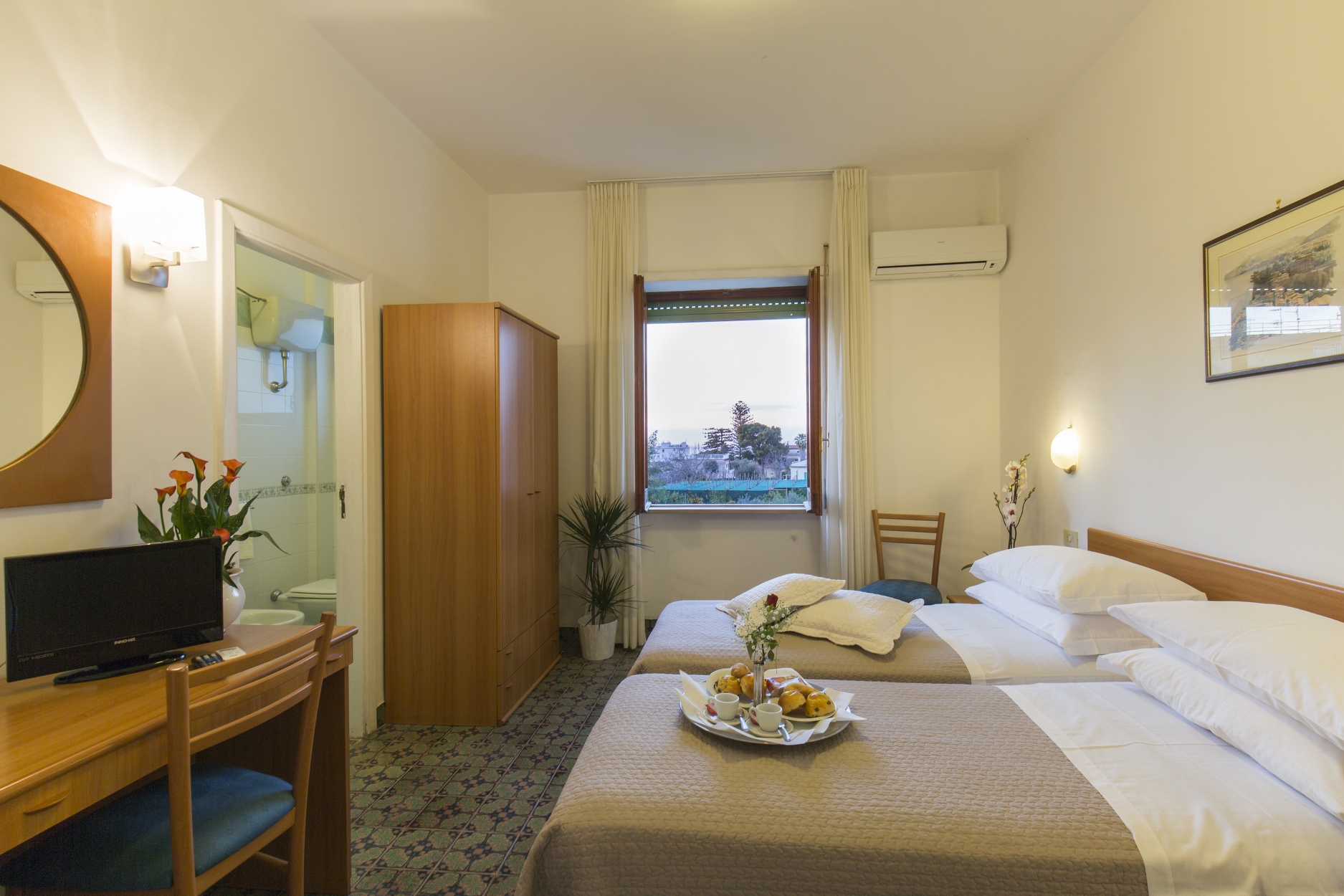 Hotel Angelina, photo 14 of 23