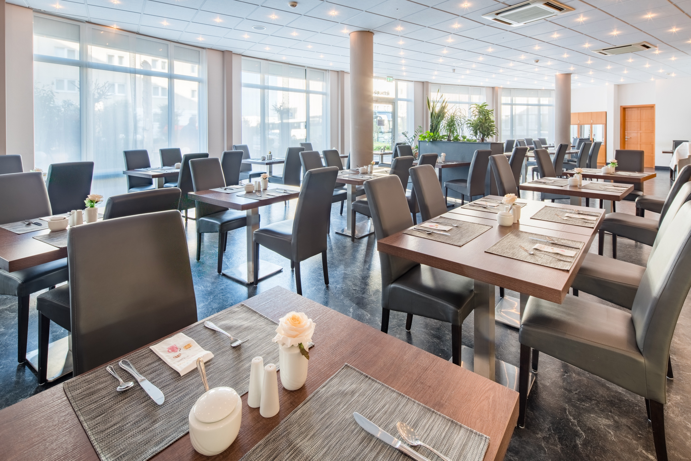 Airways Hotels Frankfurt Airport West, photo 16 of 51