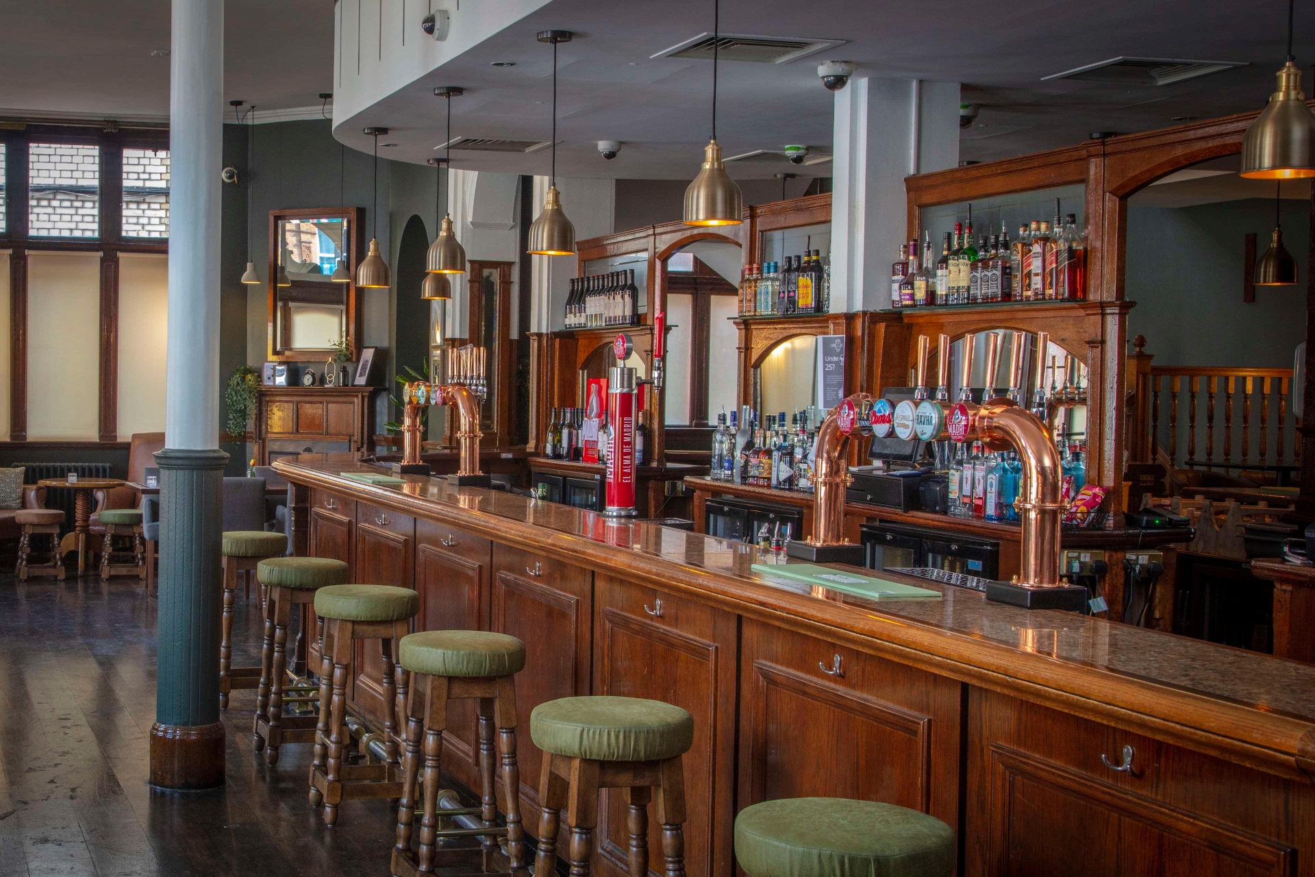The Crown London, WorldHotels Distinctive, photo 4 of 62