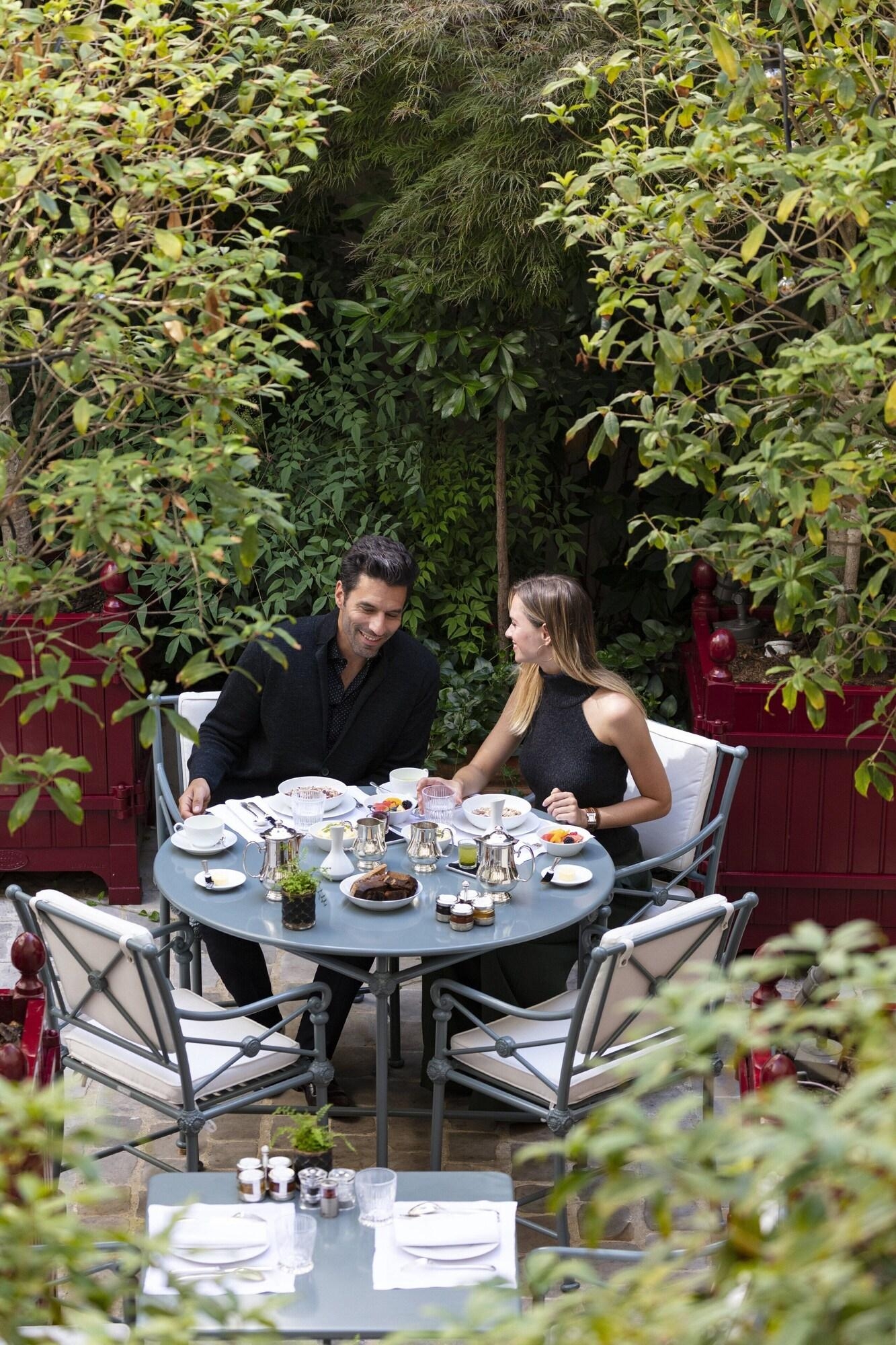 La Reserve Paris Hotel and Spa, photo 6 of 180