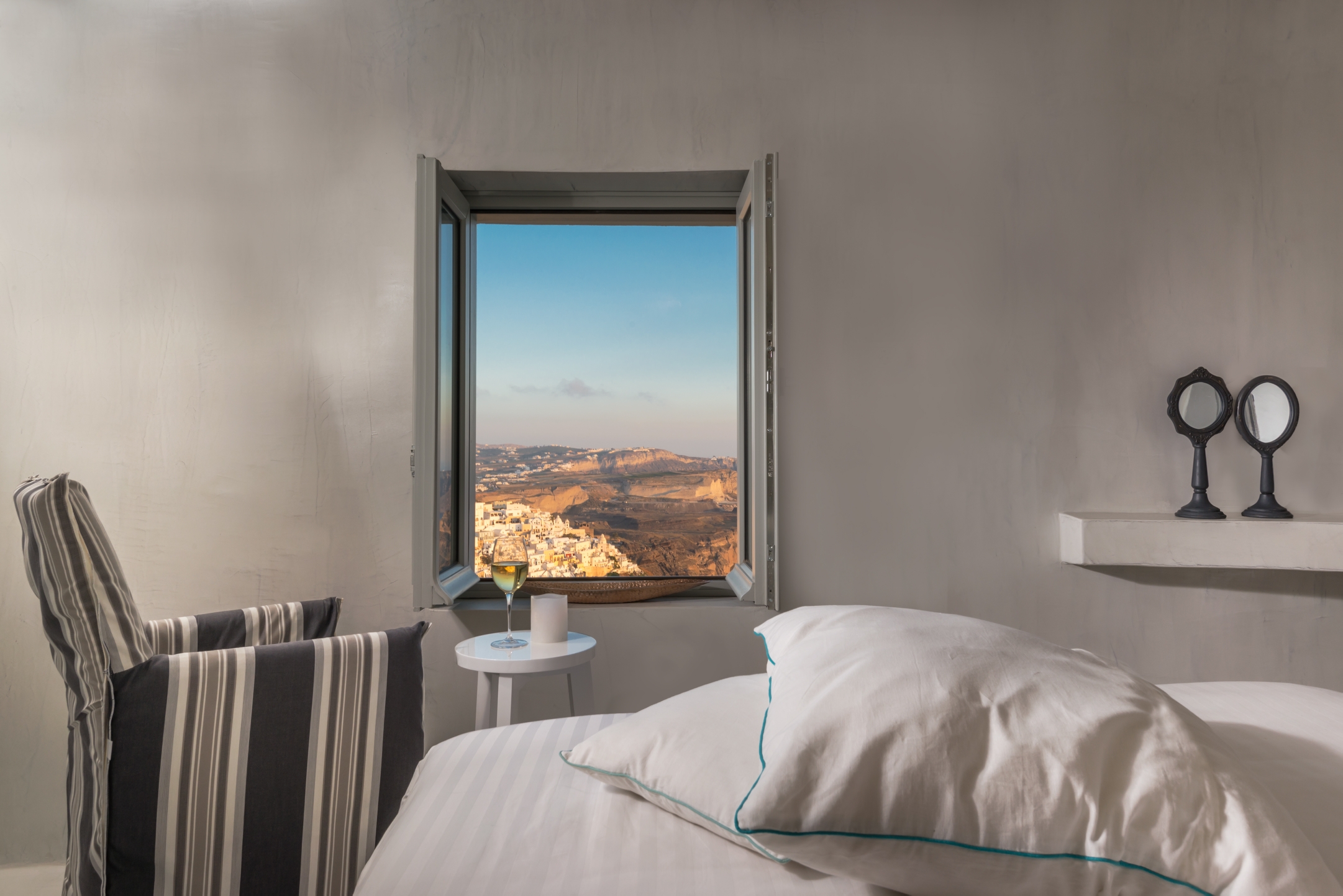 Mythical Blue Luxury Suites, photo 5 of 40
