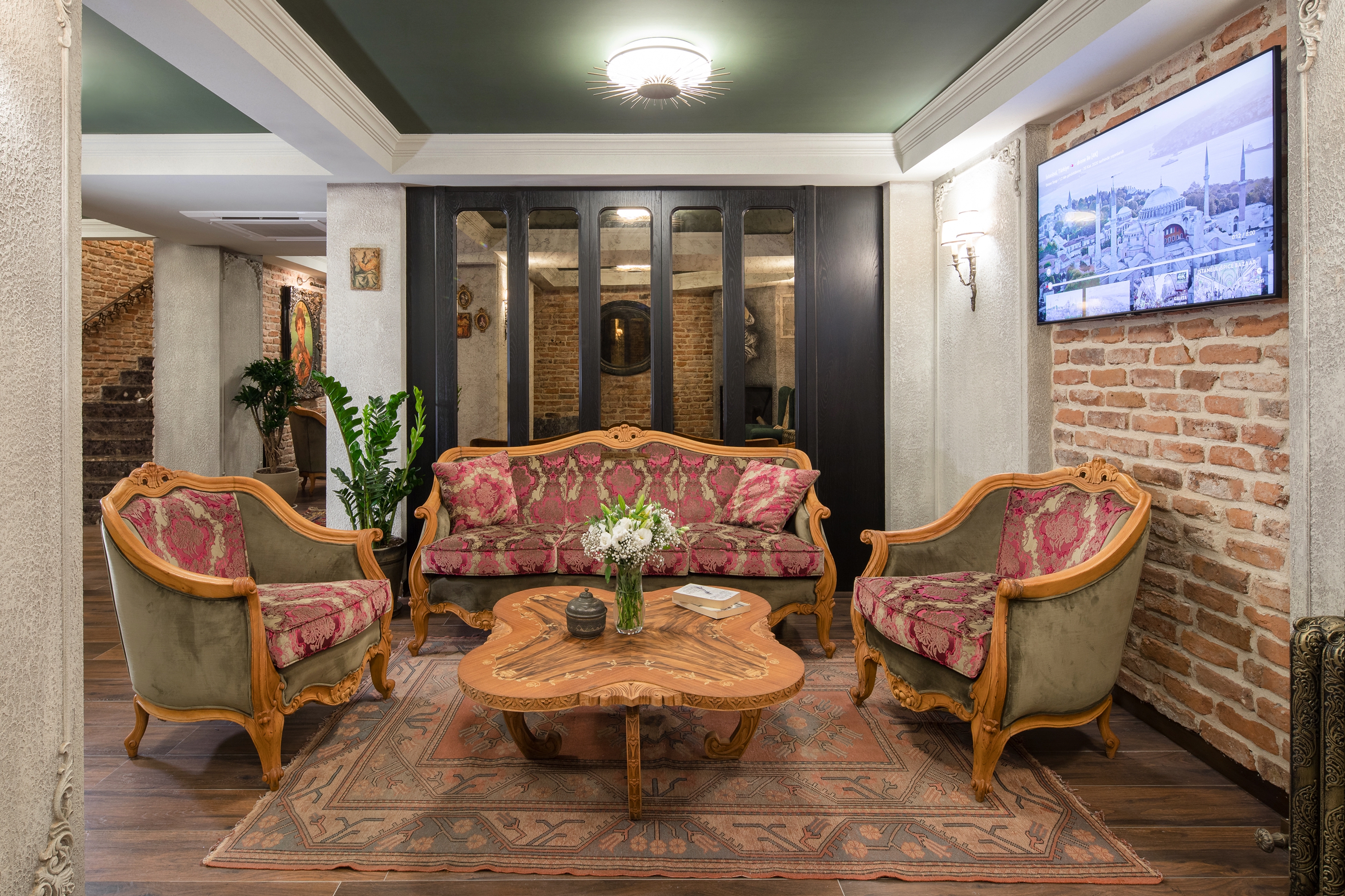 Tria Hotel Istanbul, photo 5 of 19