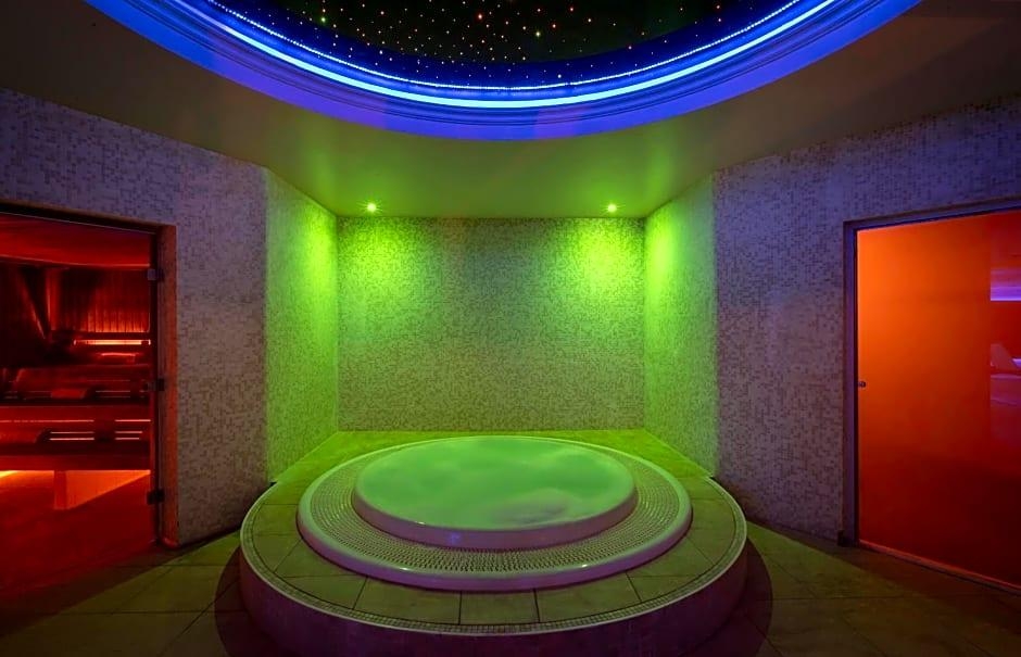 Kilronan Castle OIH, photo 23 of 33