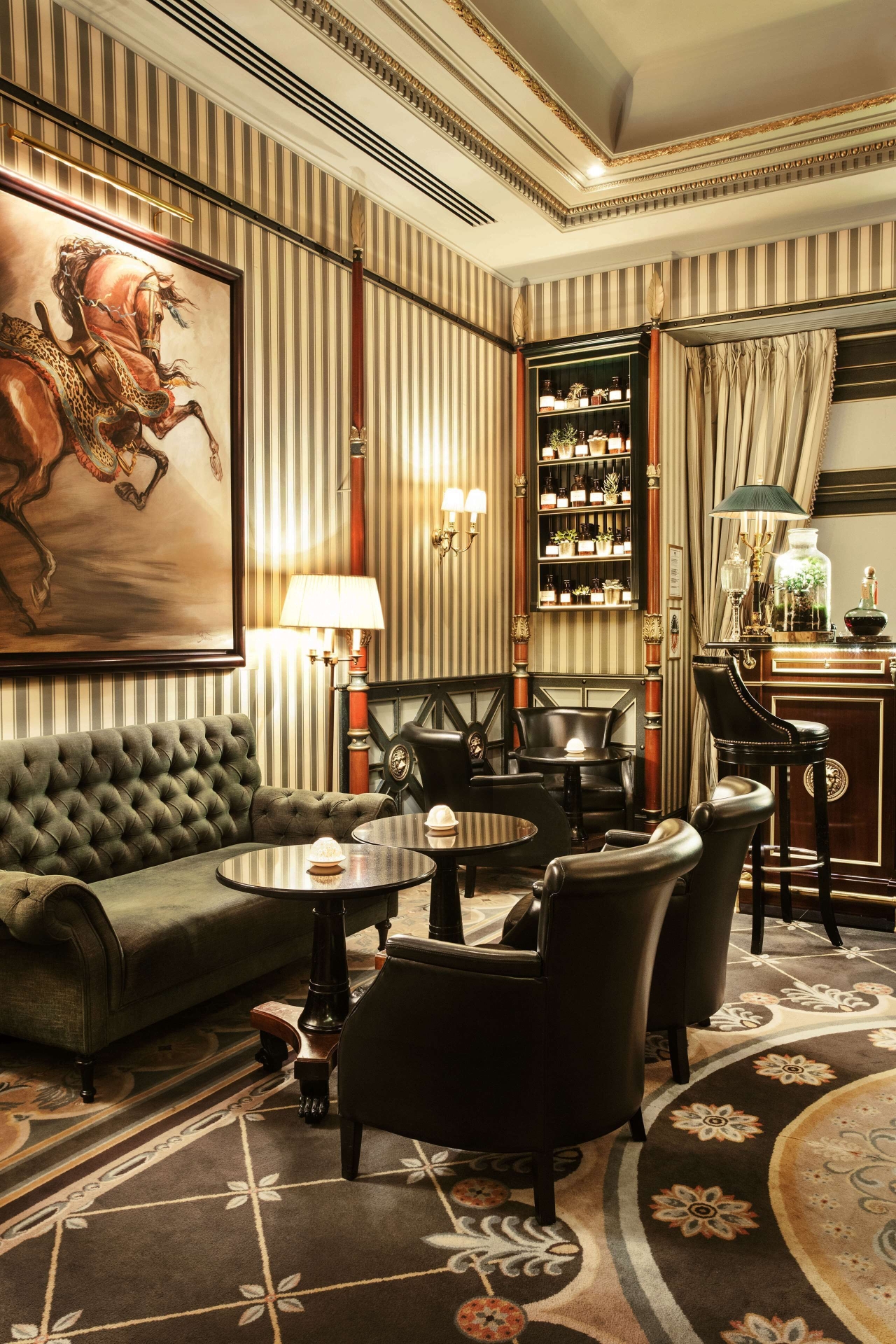 Shangri-La Hotel Paris, photo 181 of 192