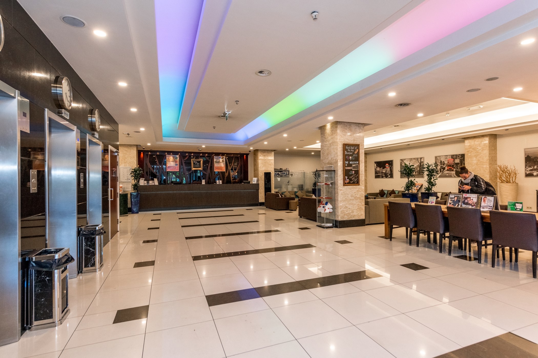 Xo Hotels Blue Tower, photo 8 of 27