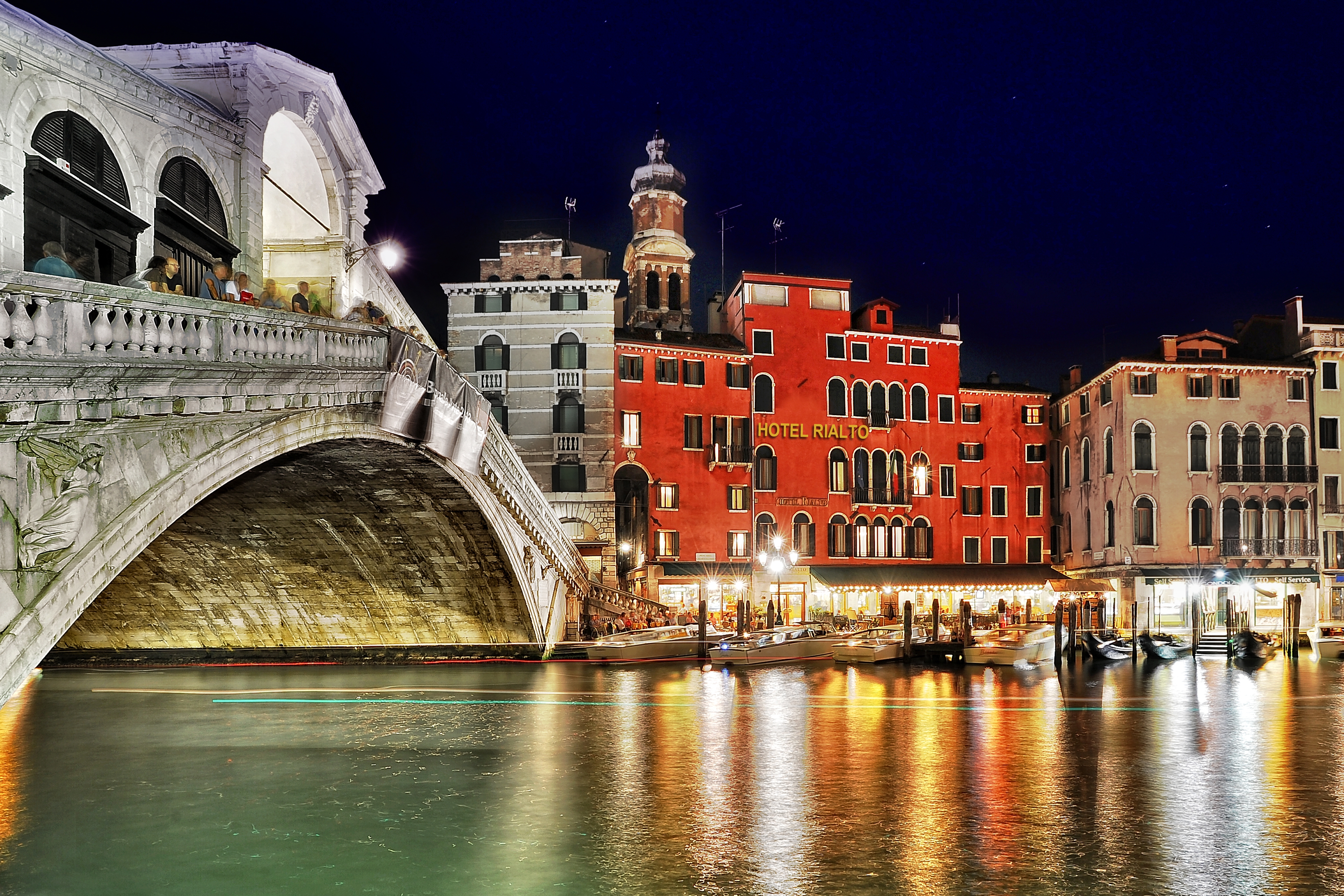 Rialto Hotel