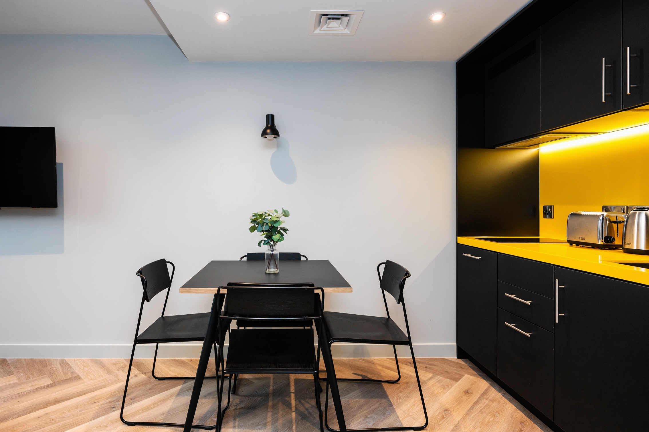 Staycity Aparthotels Tivoli, photo 9 of 30